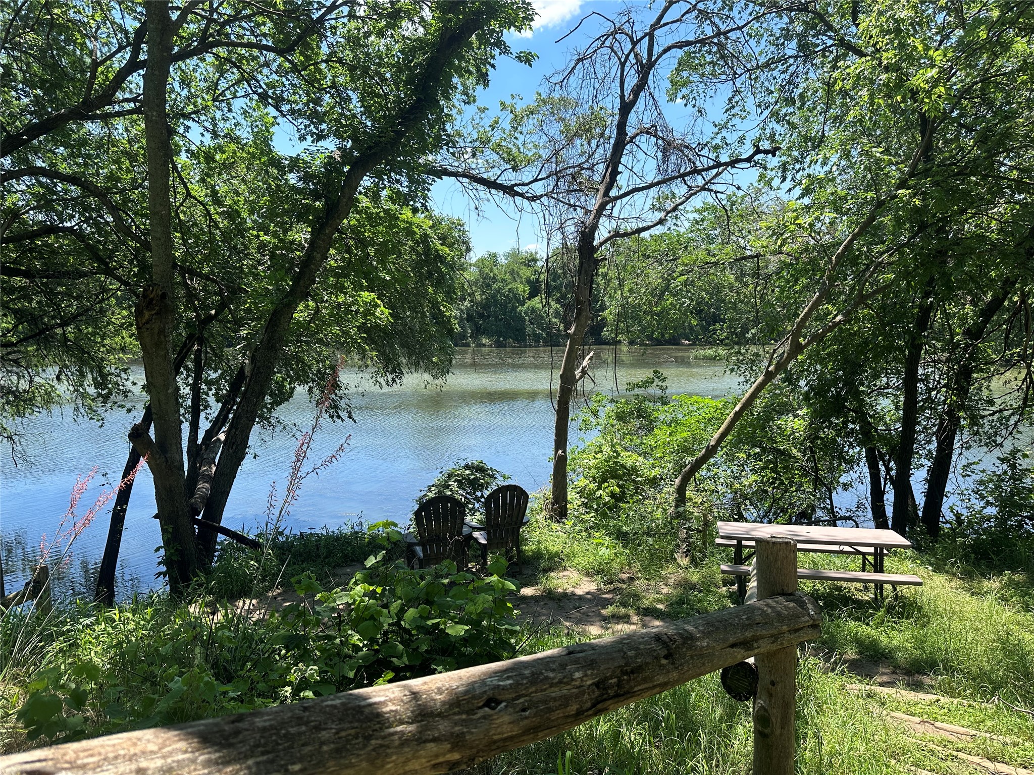 main property photo 26