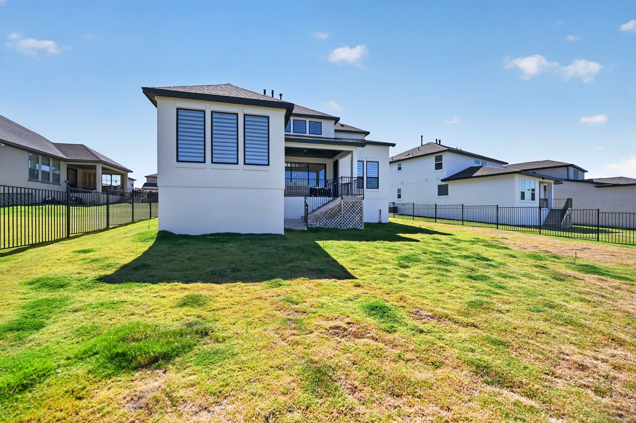 main property photo 35