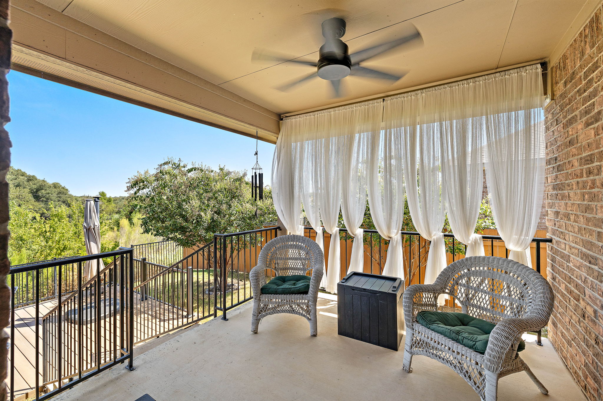 main property photo 33