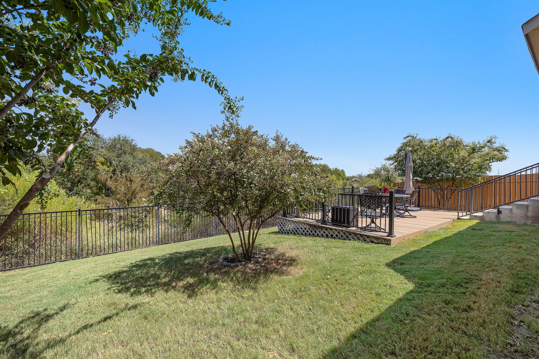 main property photo 36