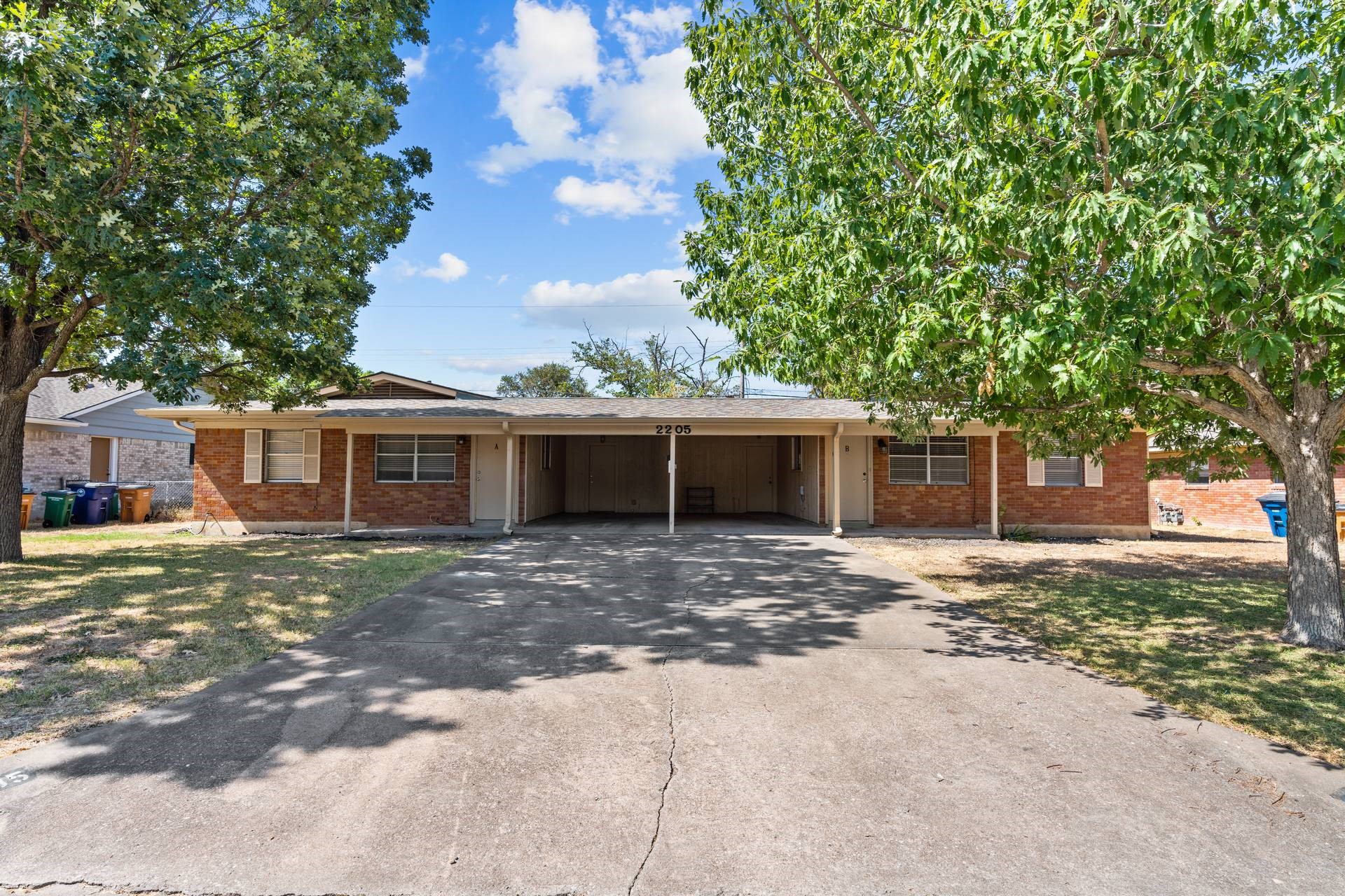 main property photo 17