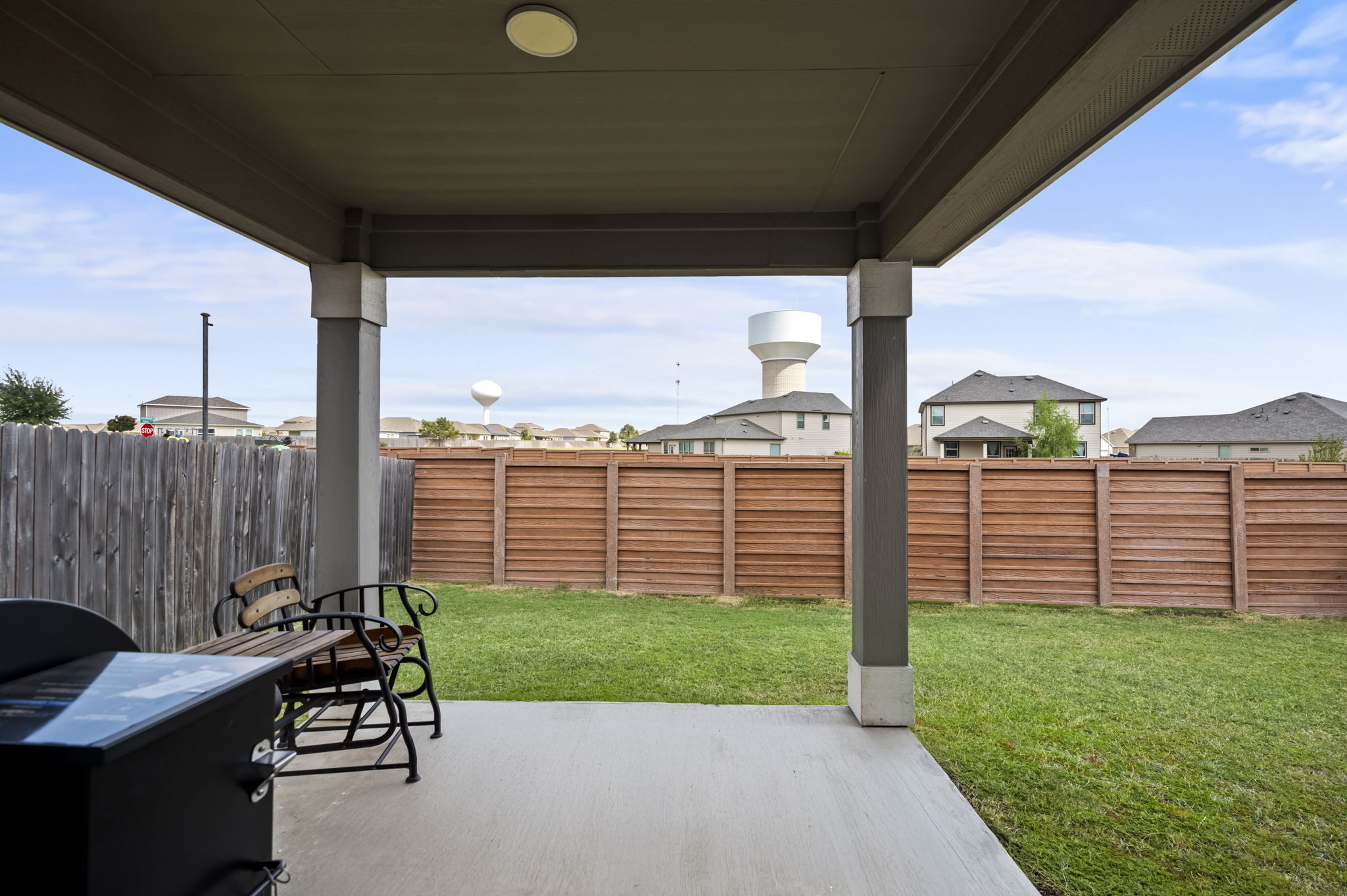 main property photo 26