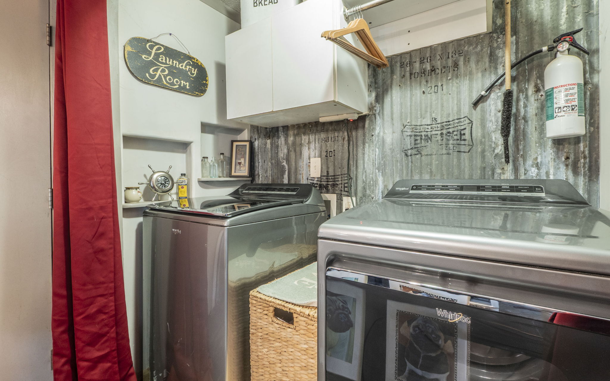 main property photo 13