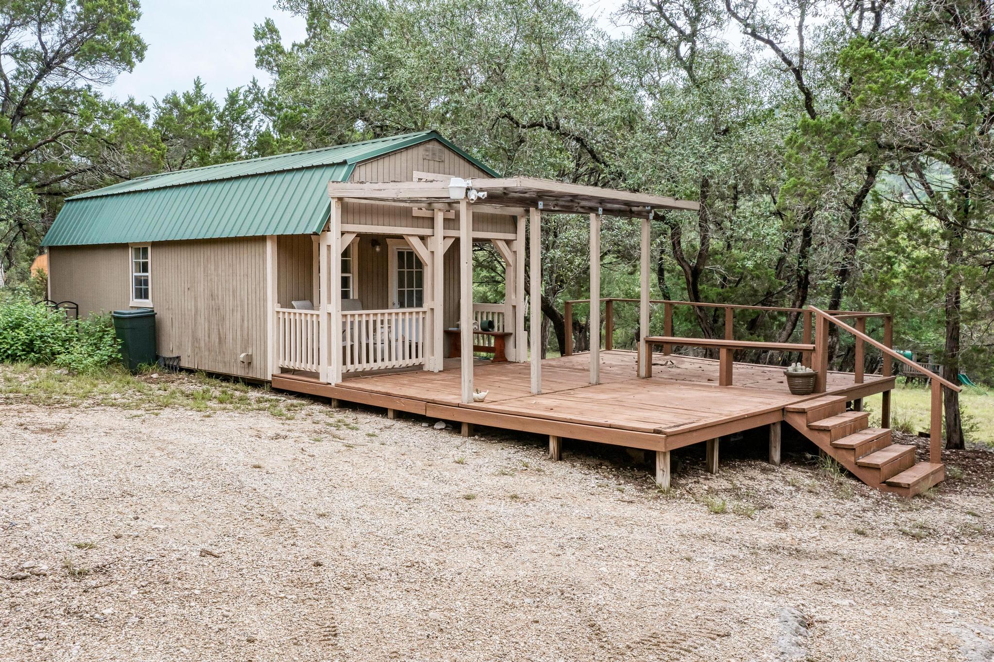 main property photo 31