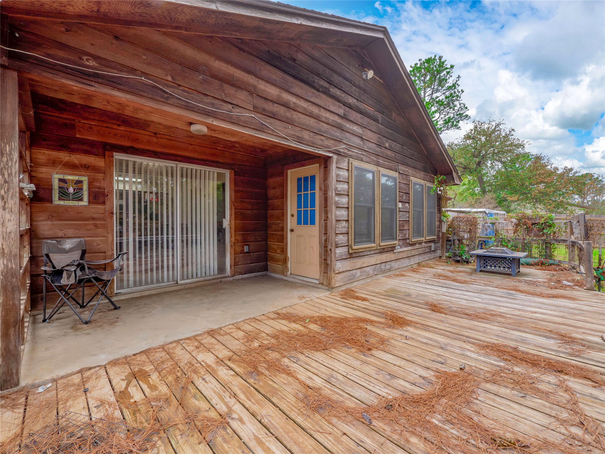 main property photo 27