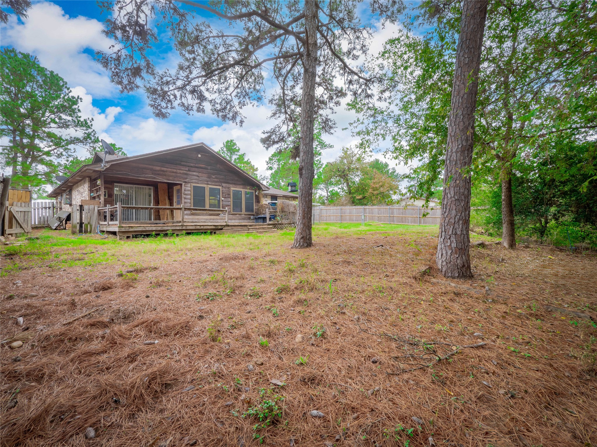 main property photo 32