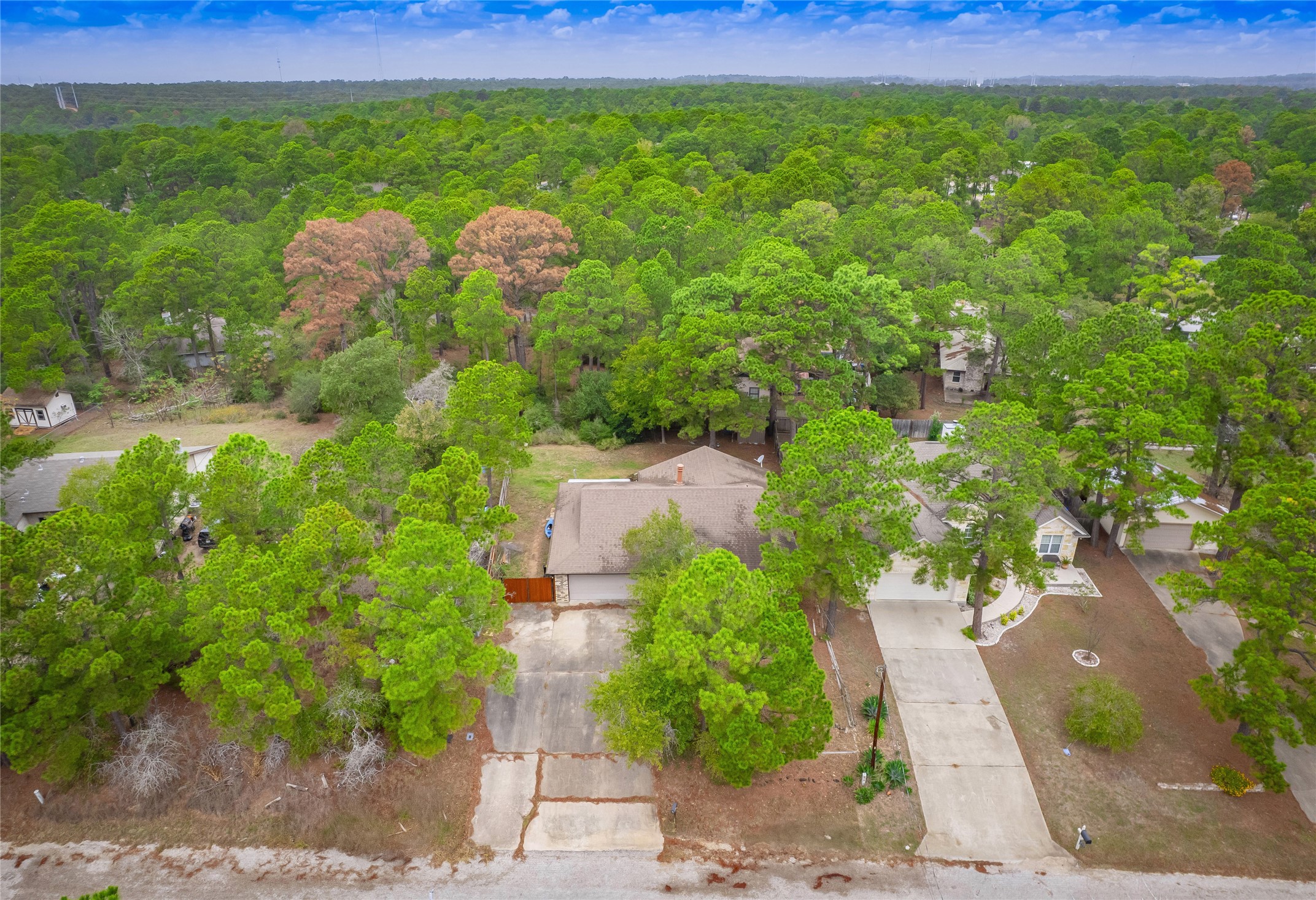 main property photo 35