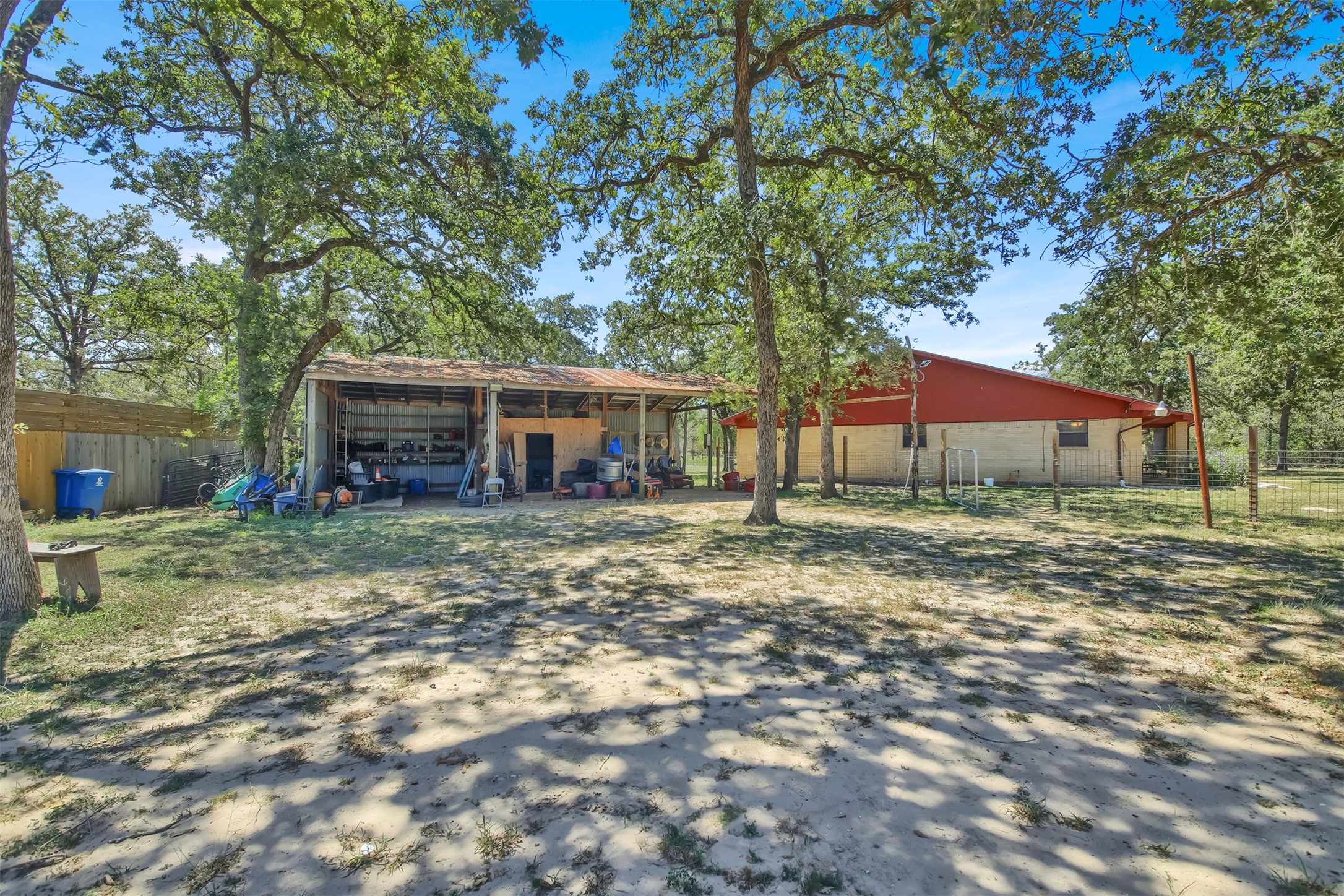 main property photo 24