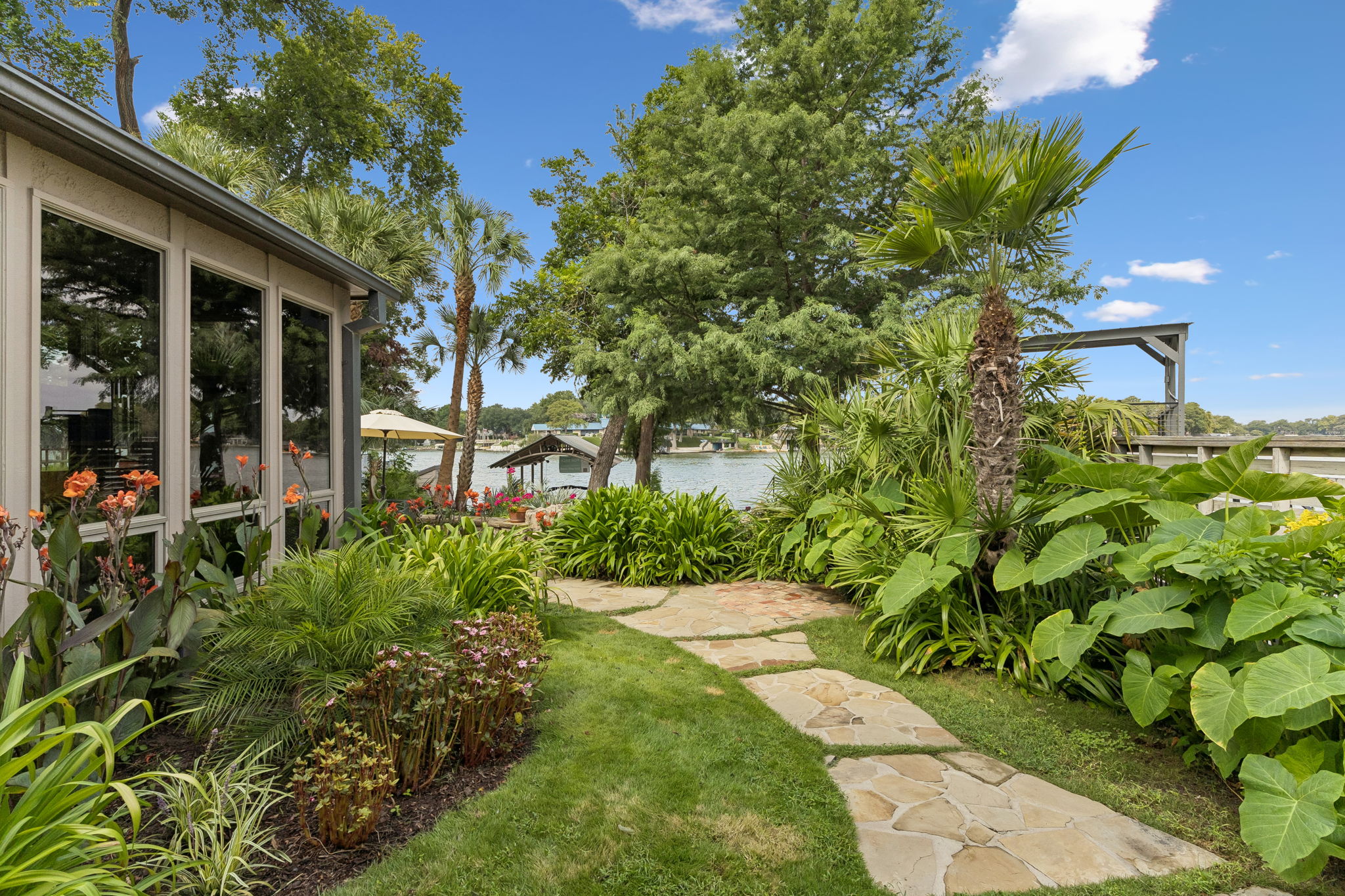 main property photo 38