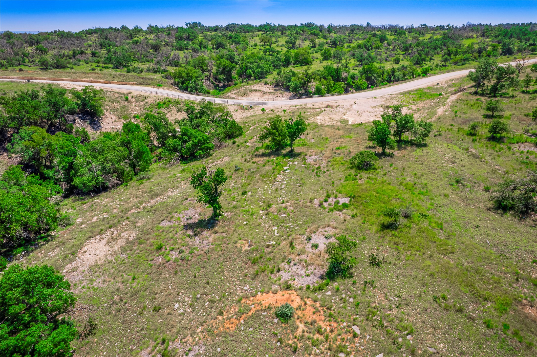 main property photo 7