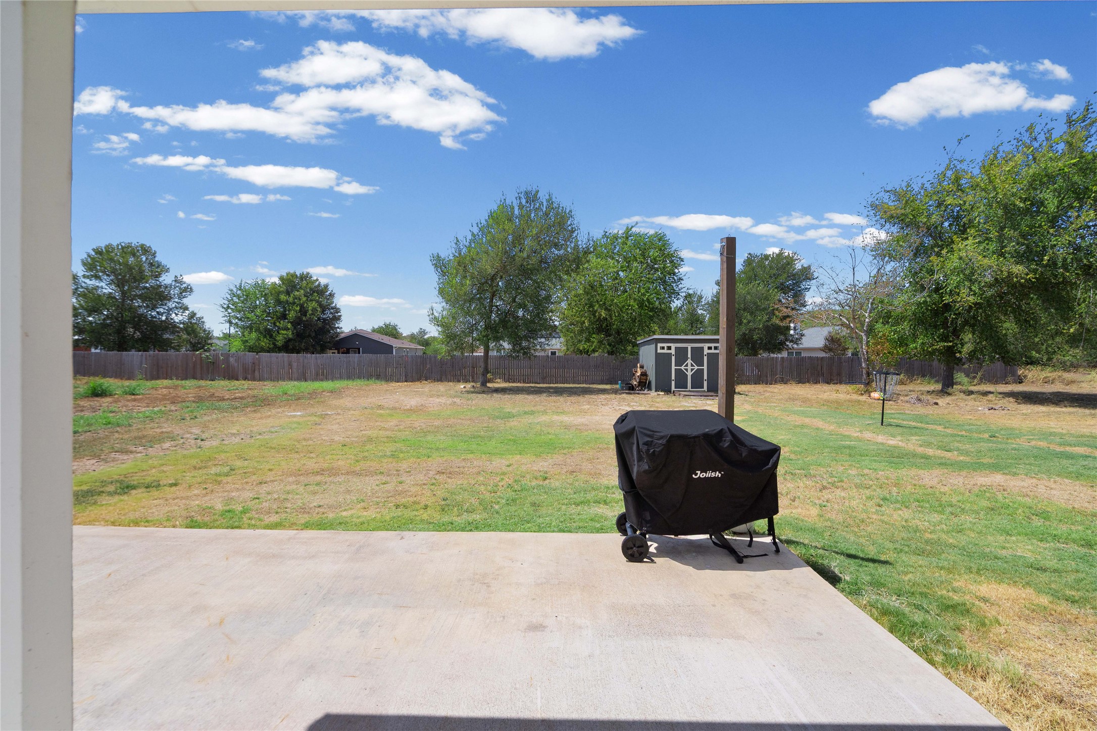 main property photo 34