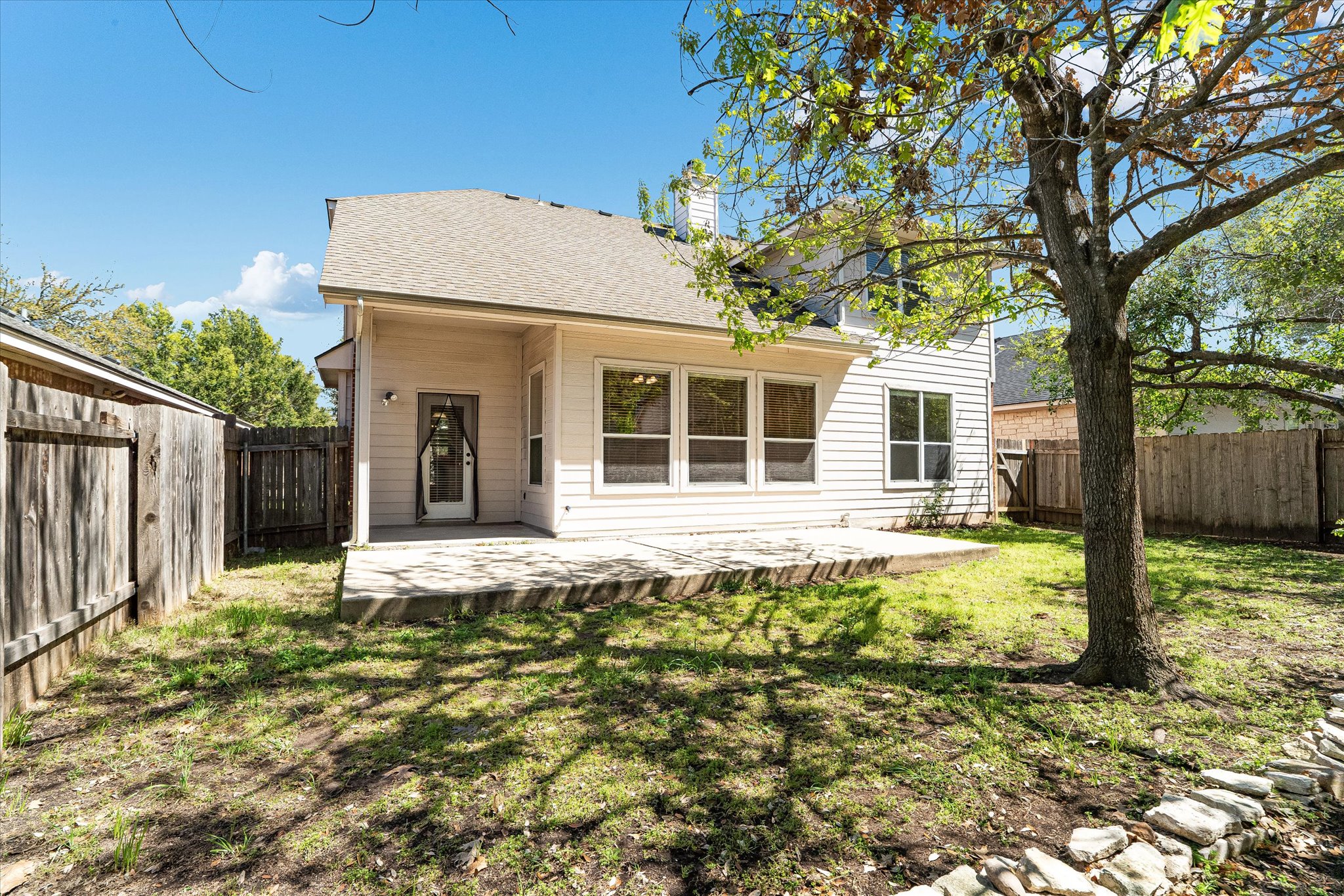 main property photo 22