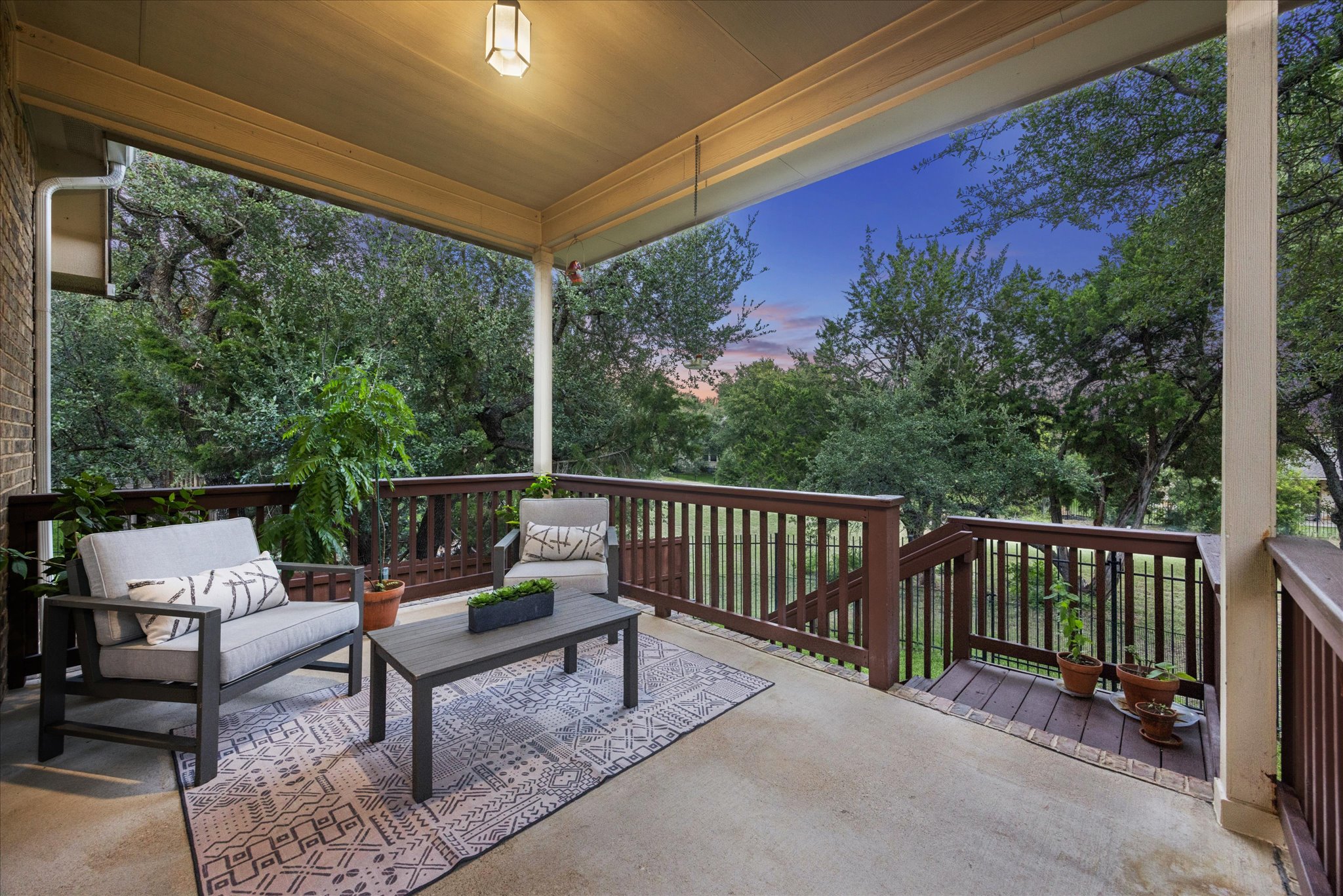 main property photo 25
