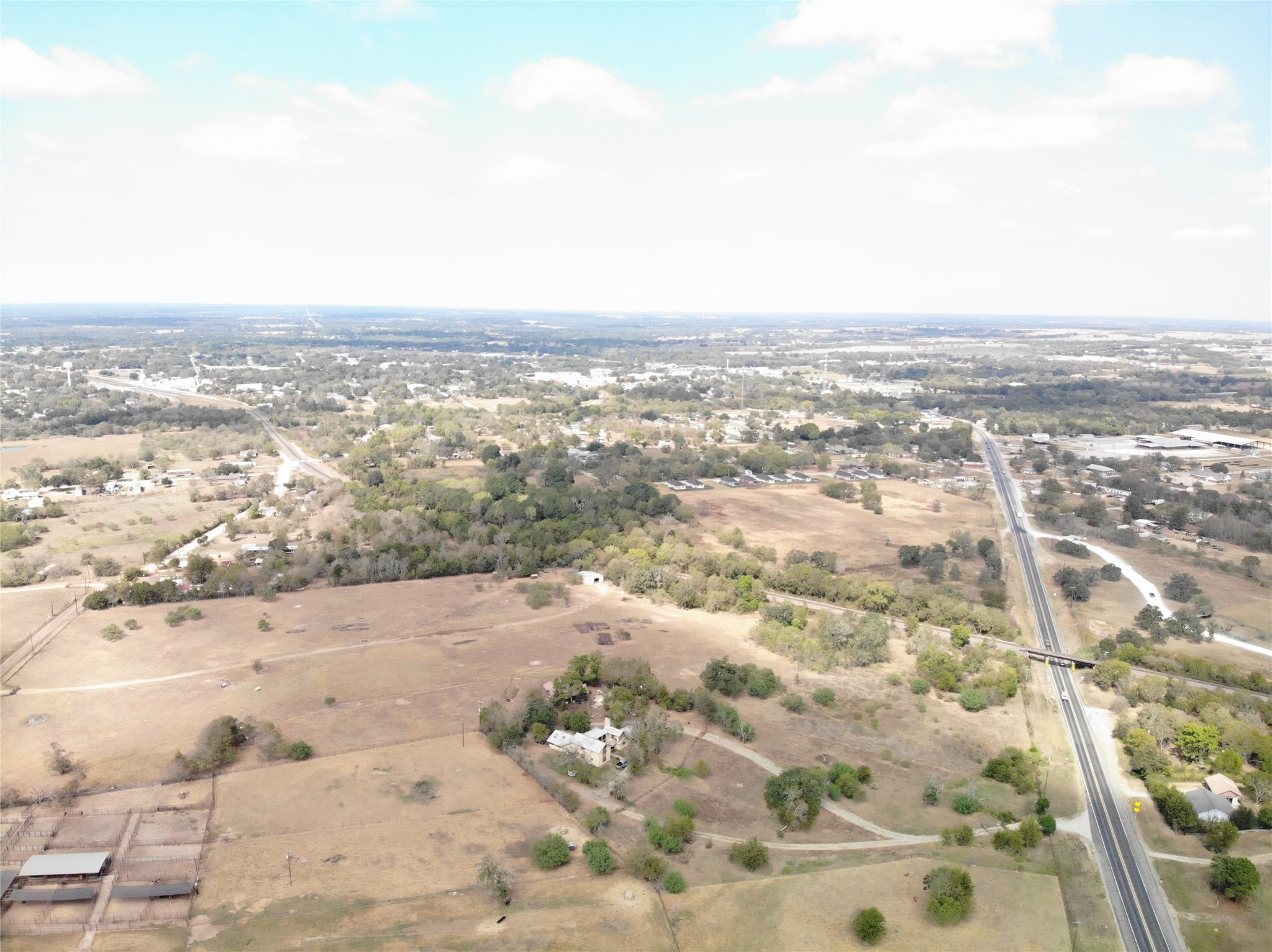 main property photo 36