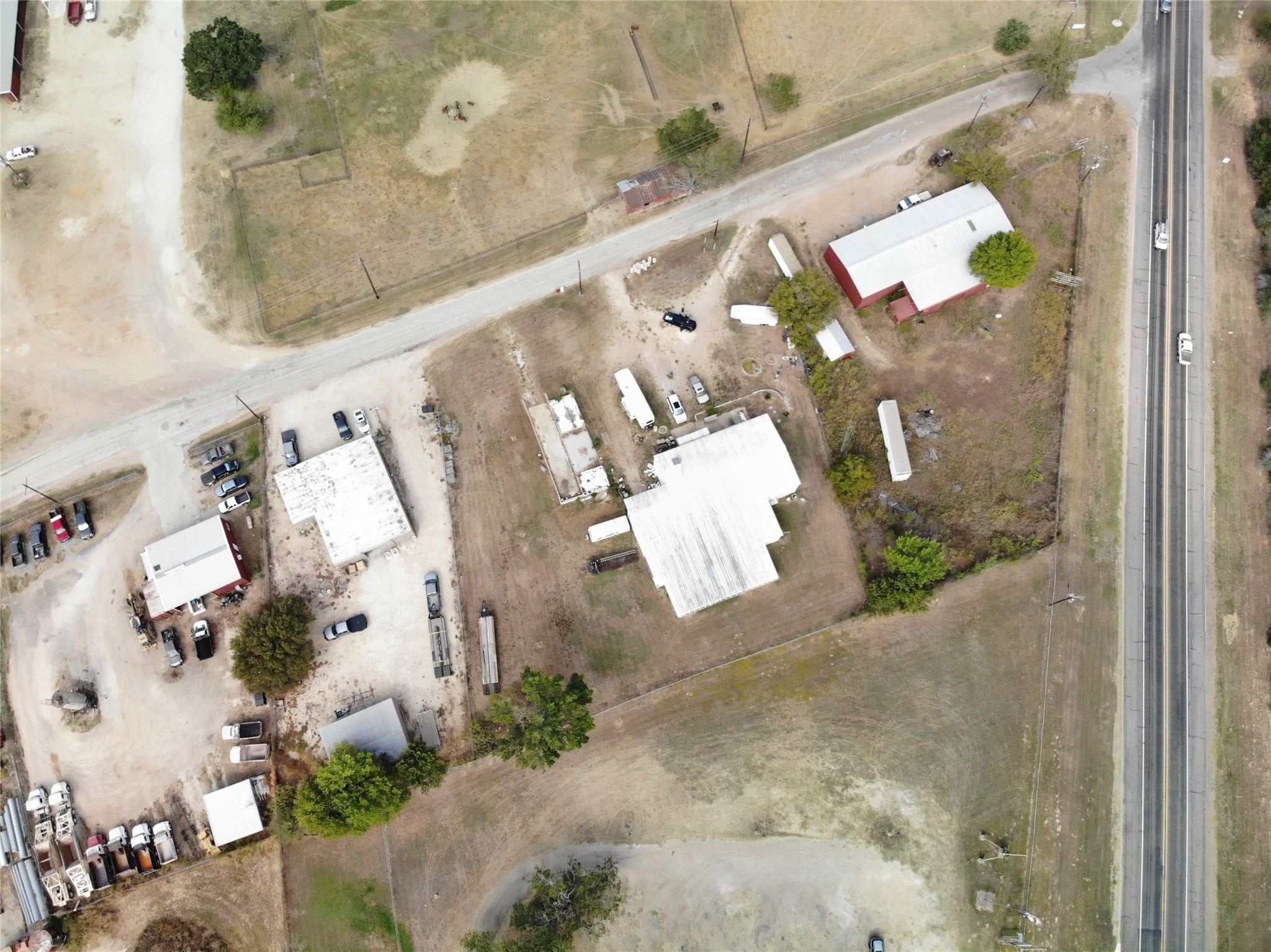 main property photo 37