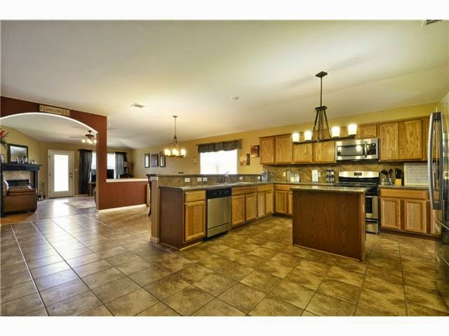 main property photo 8