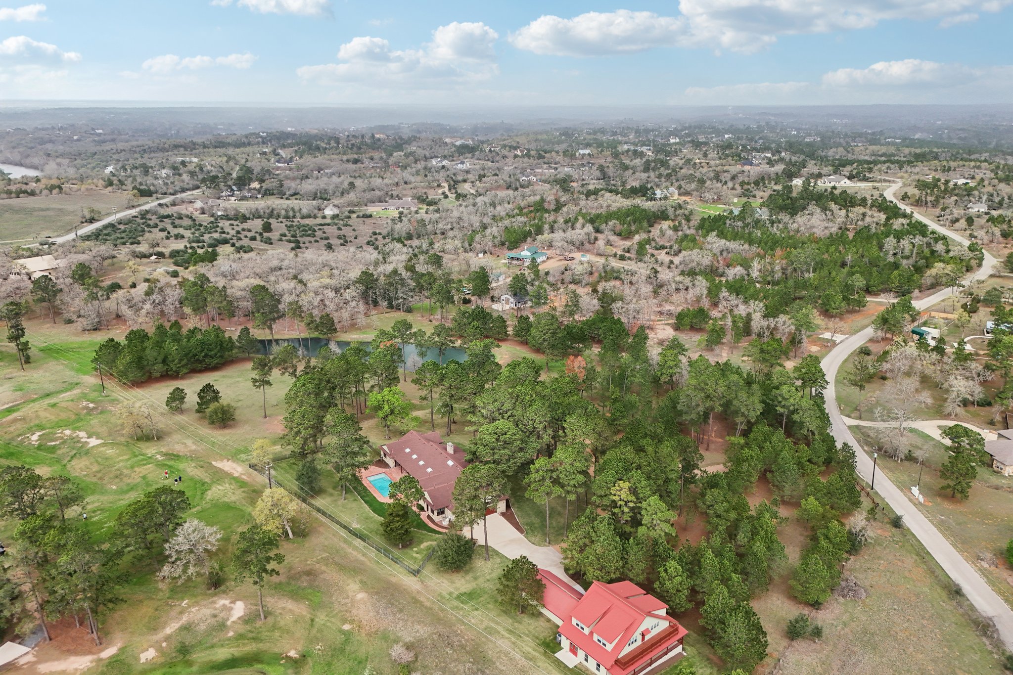main property photo 25