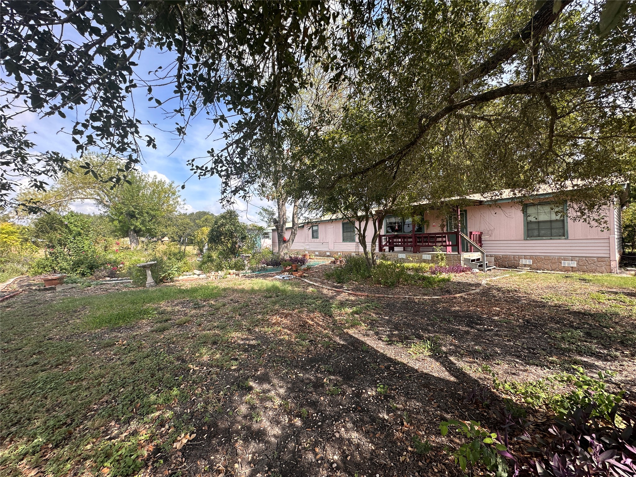 main property photo 16