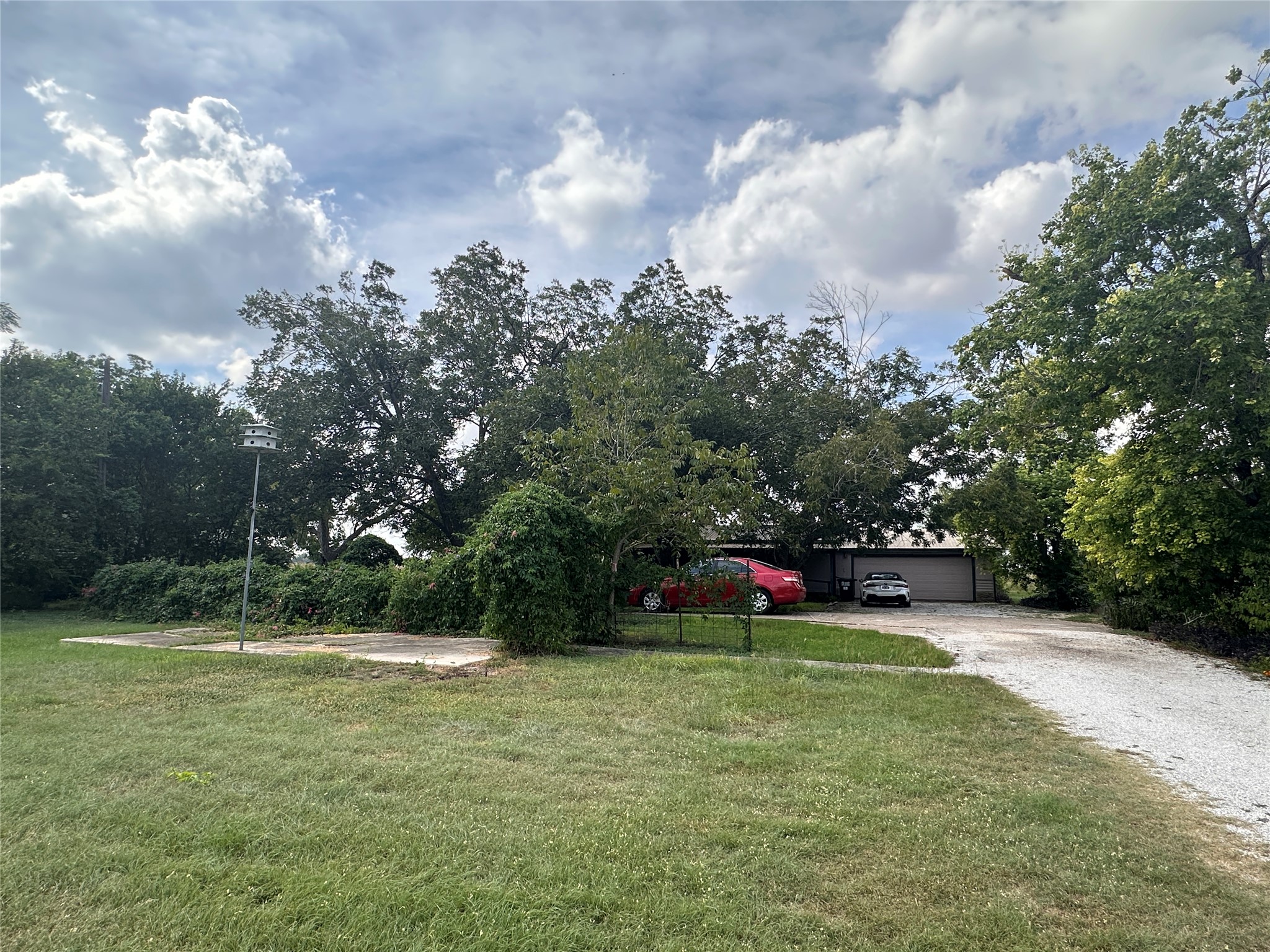 main property photo 8
