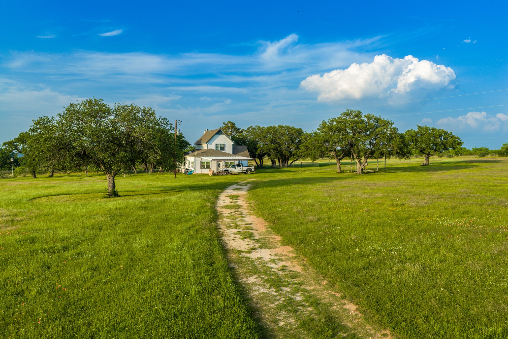 main property photo 8