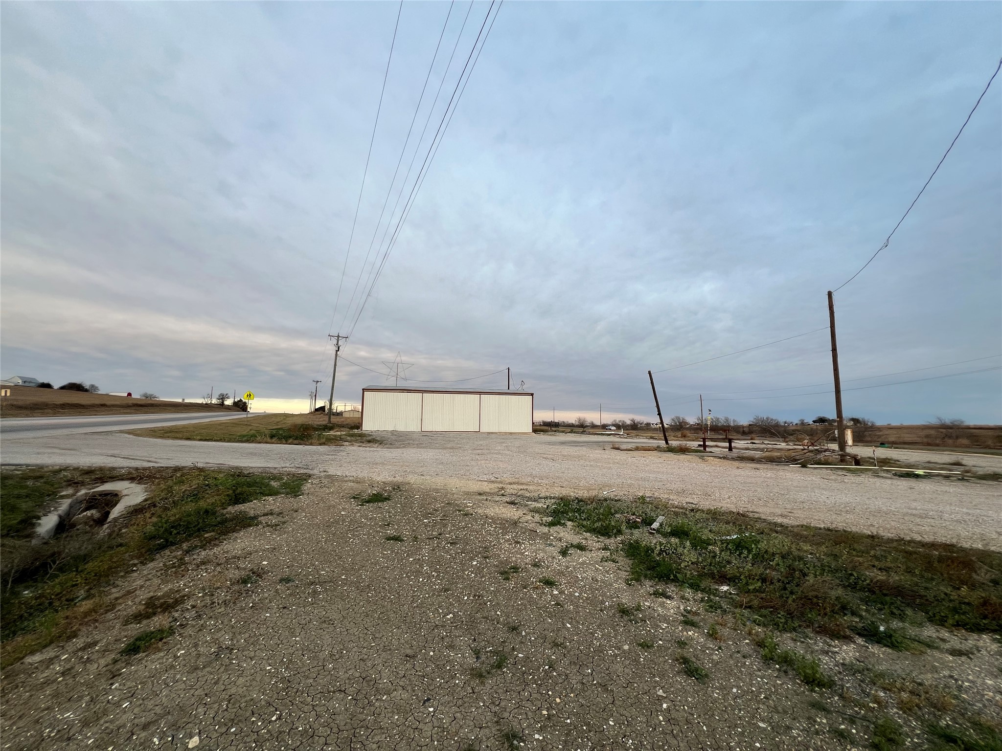 main property photo 4