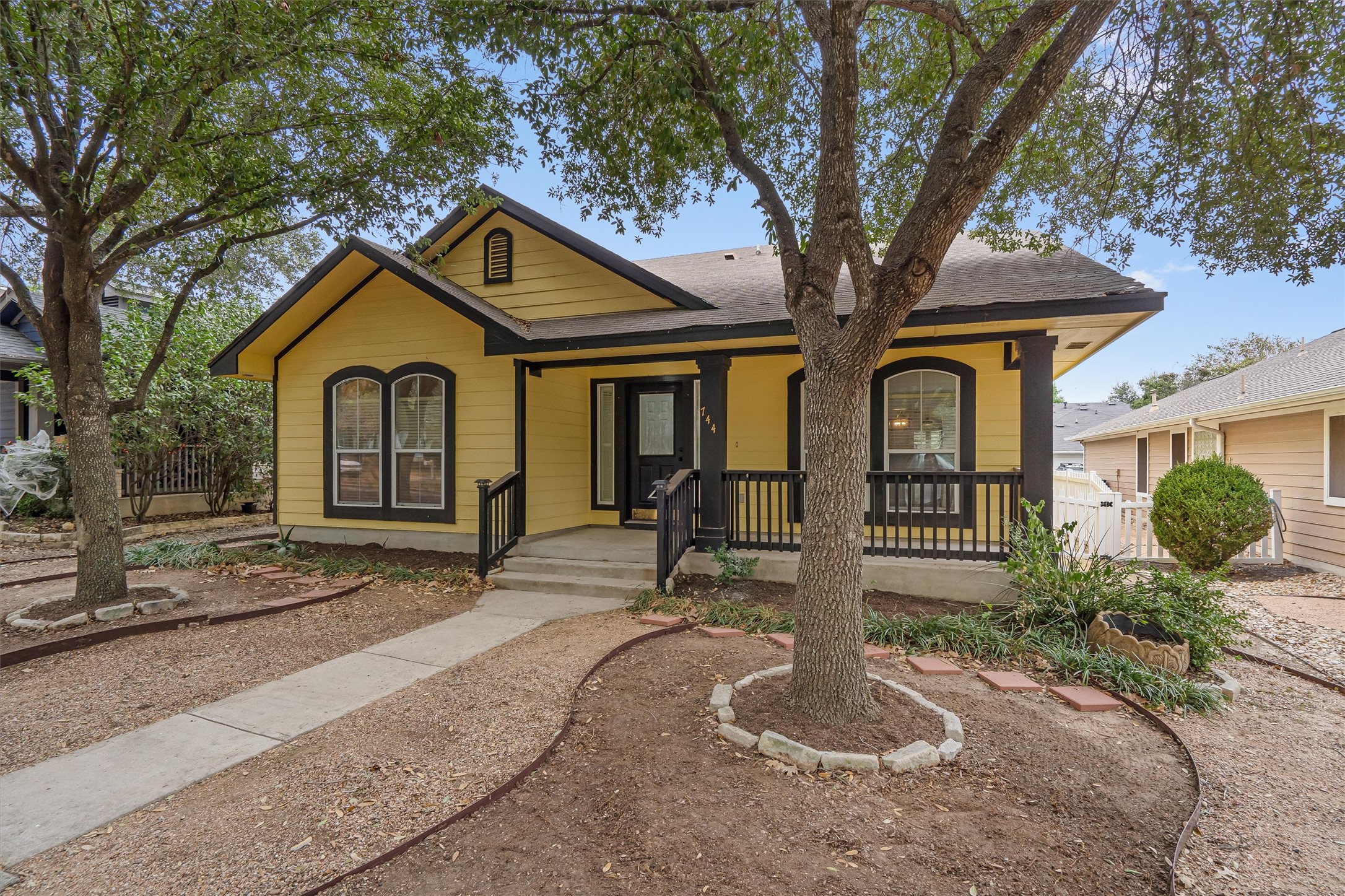 main property photo 13