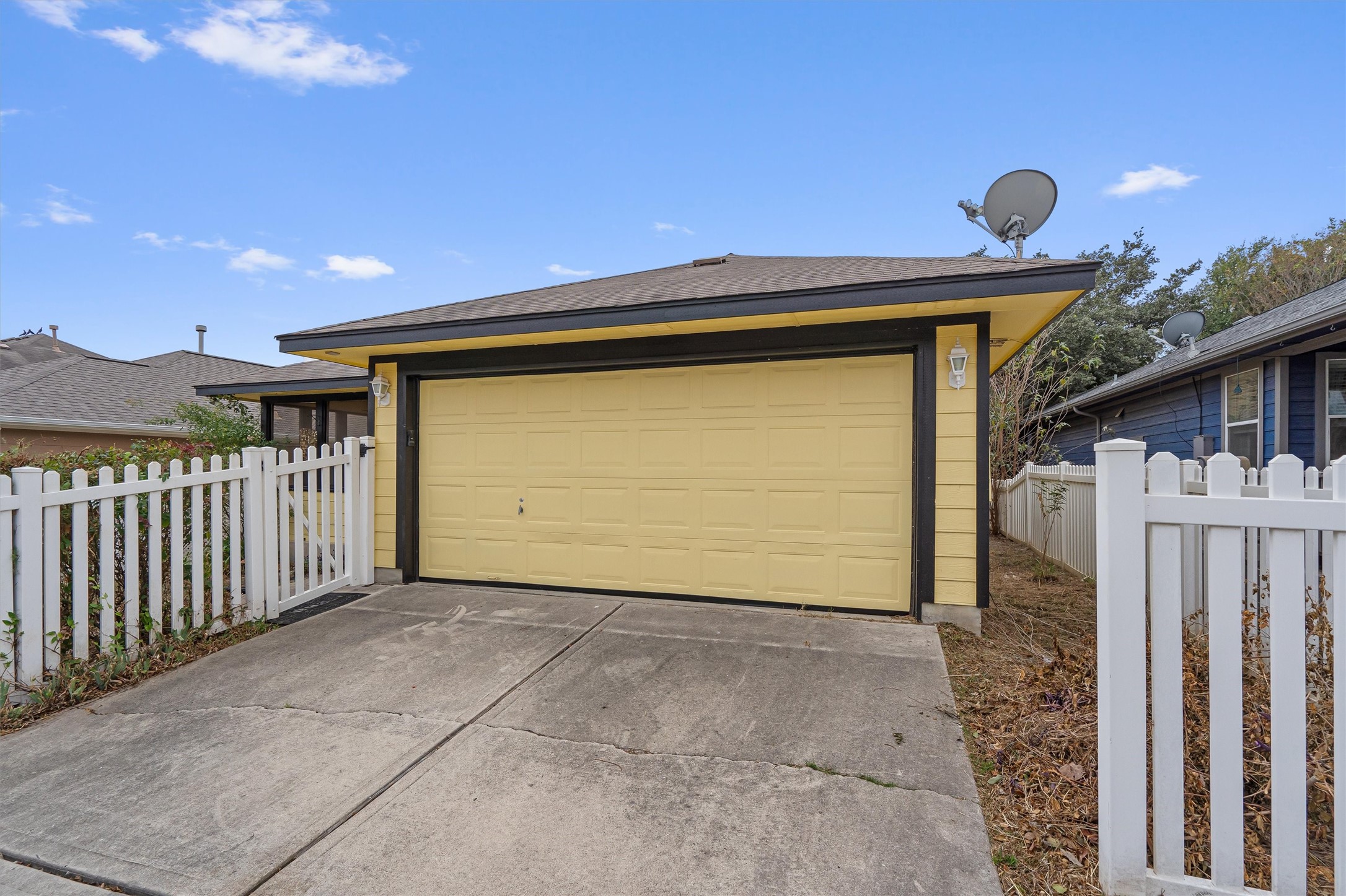 main property photo 22