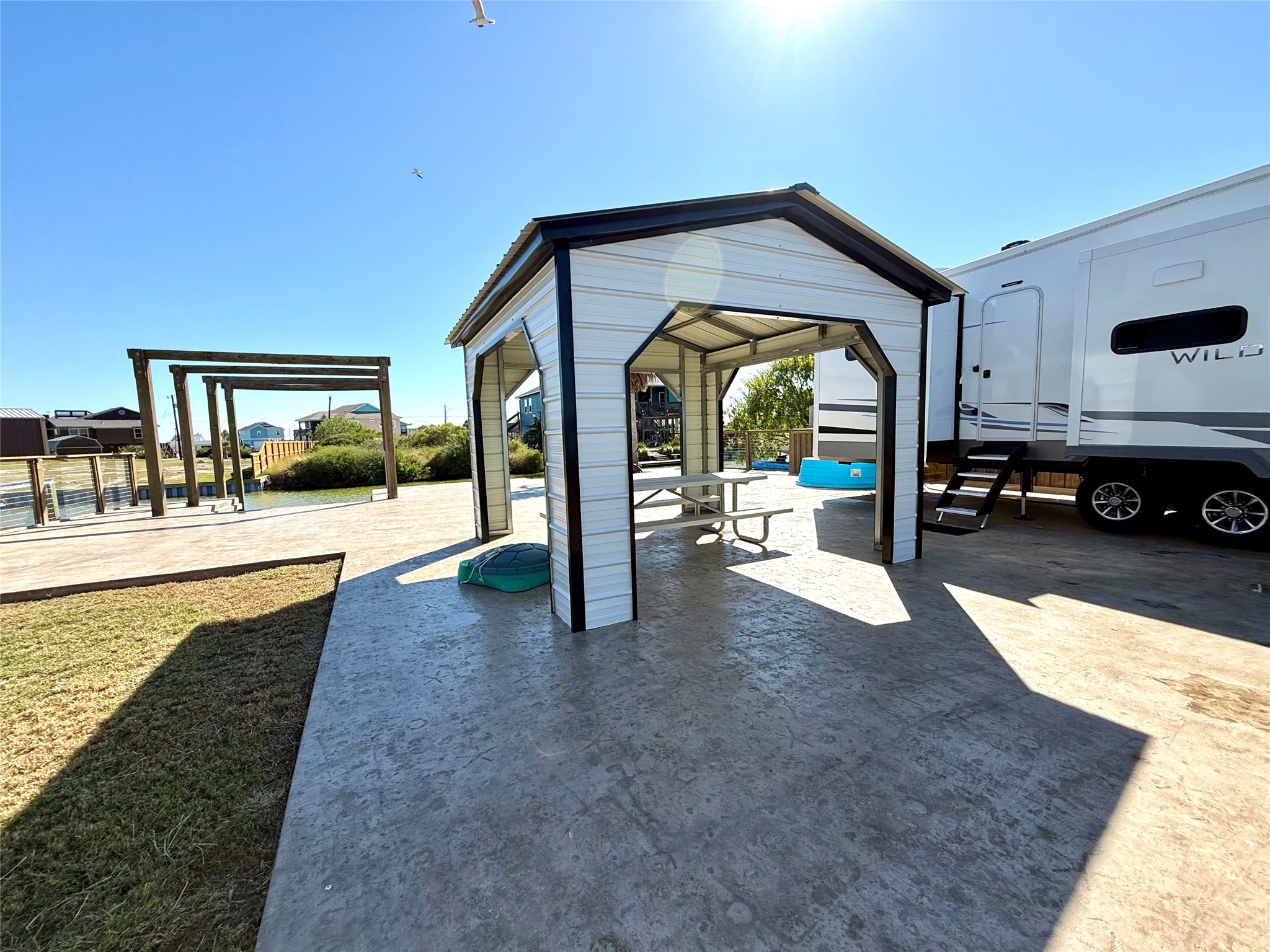main property photo 19