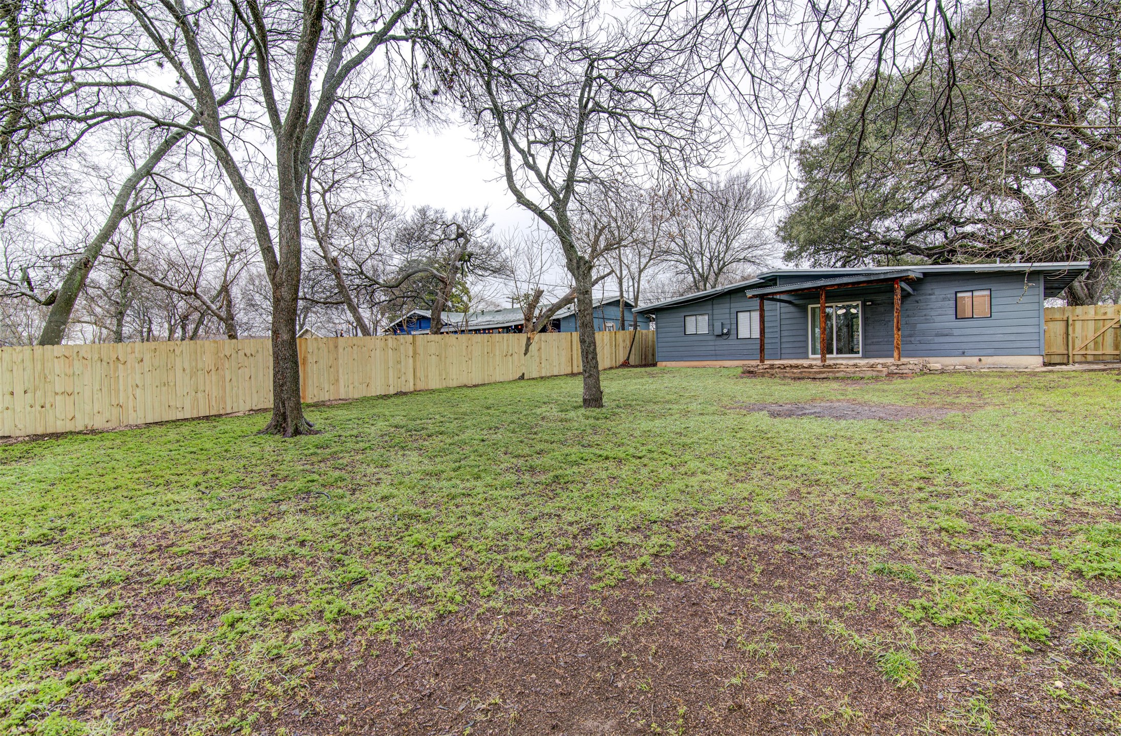 main property photo 21