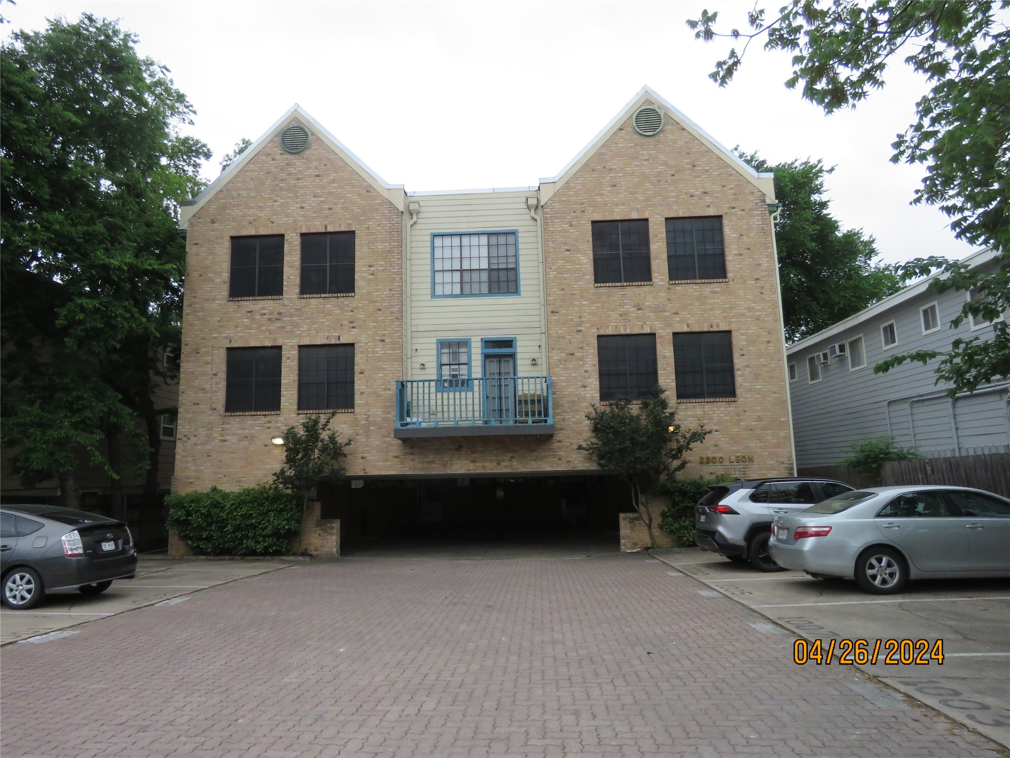 main property photo 2
