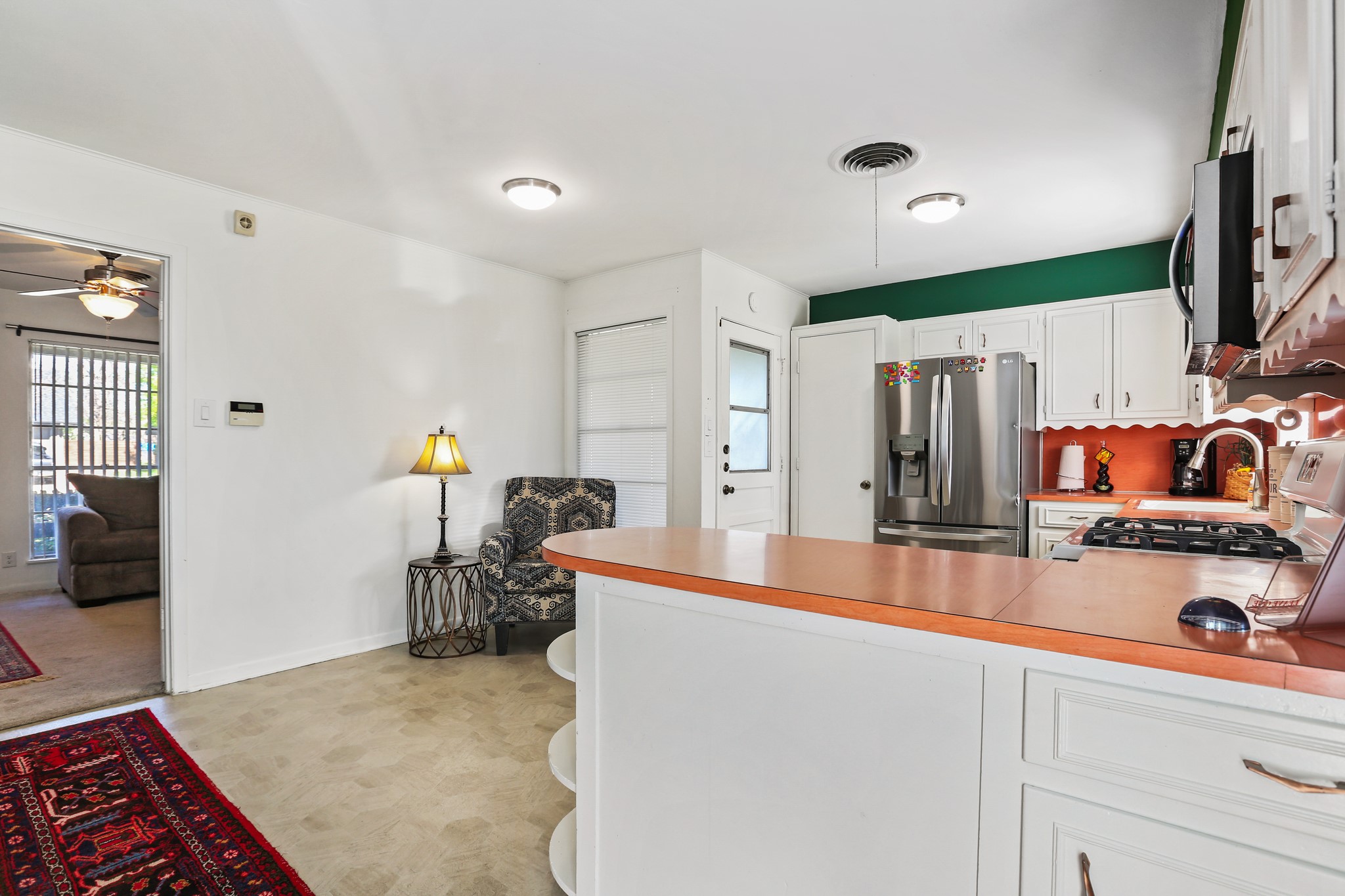 main property photo 8