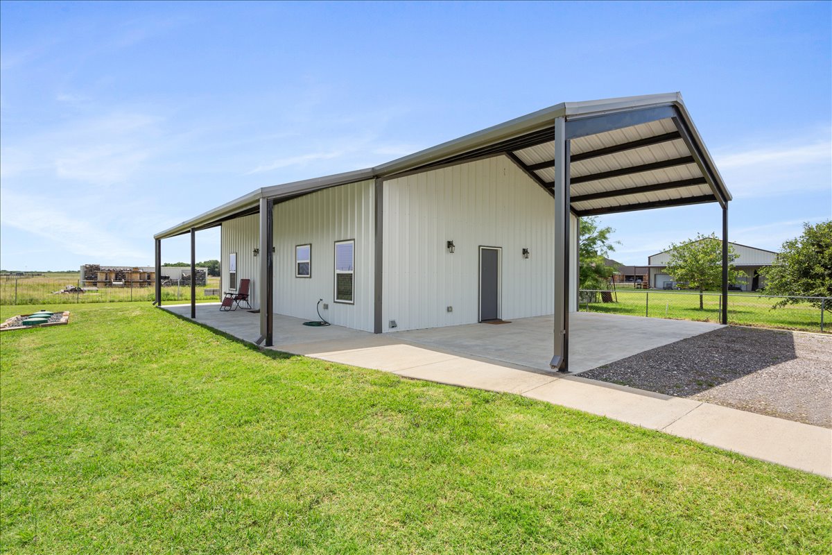 main property photo 26