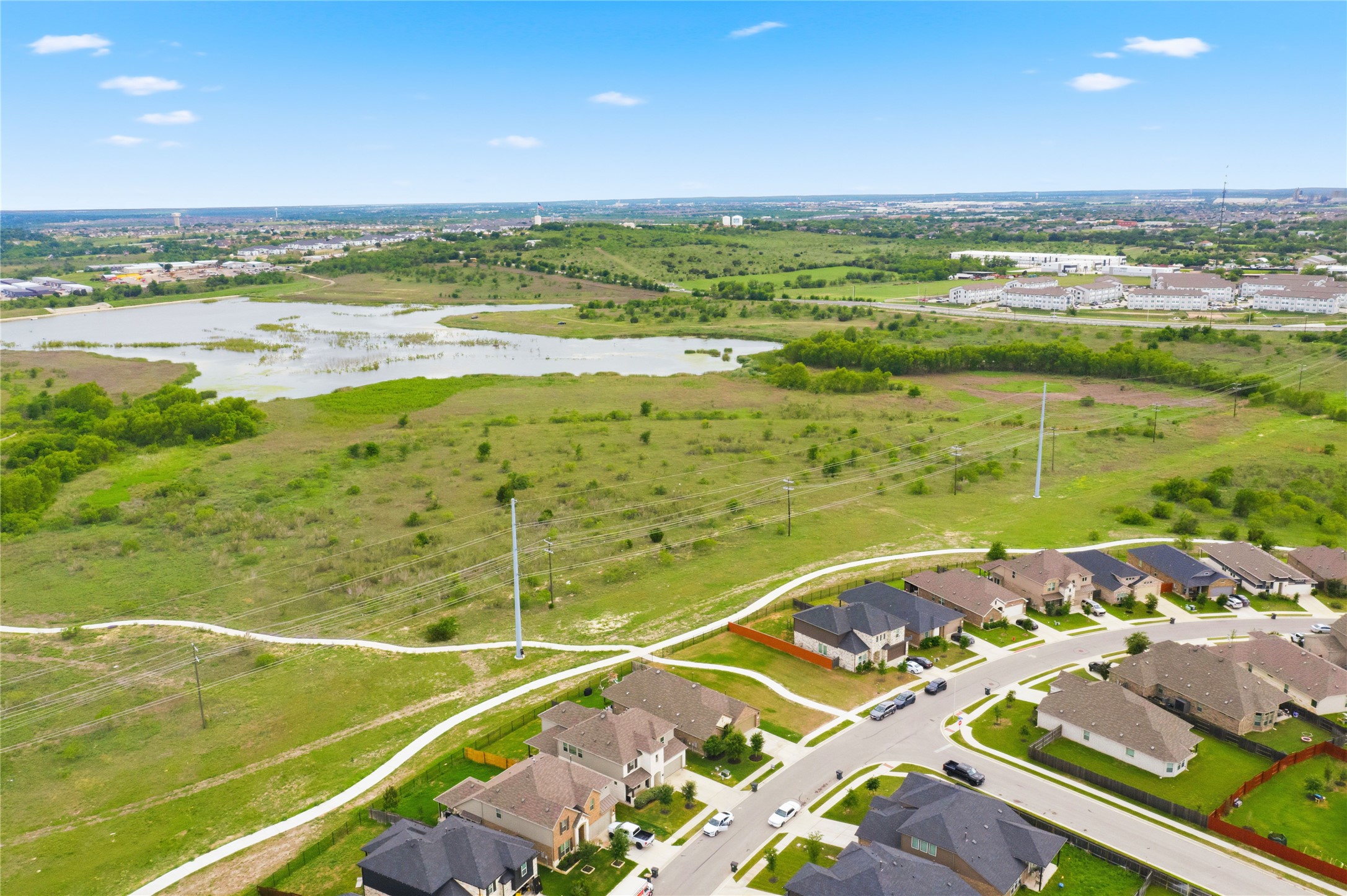 main property photo 34