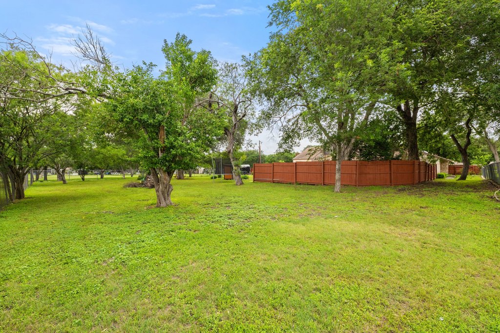 main property photo 38
