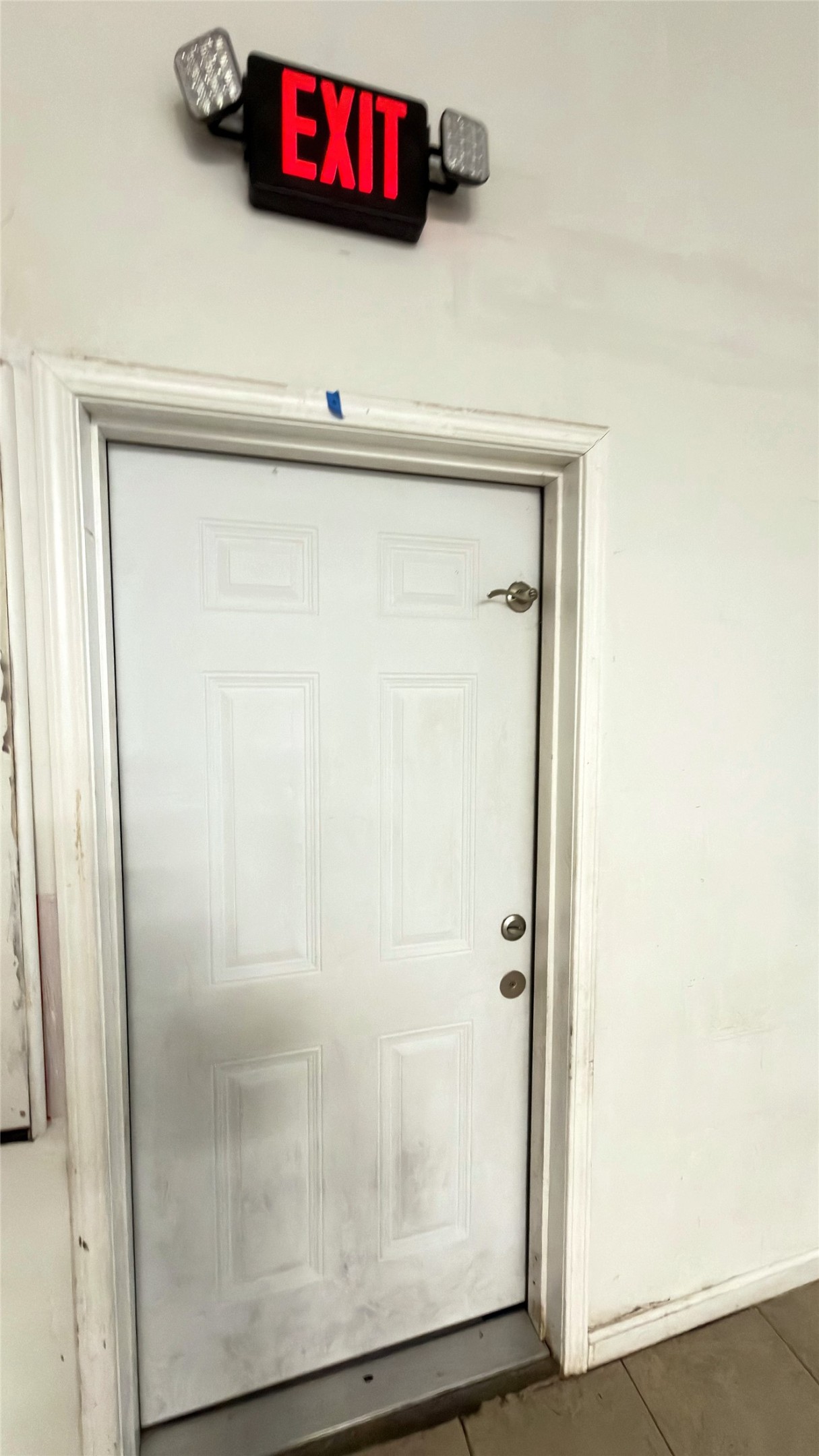 main property photo 21