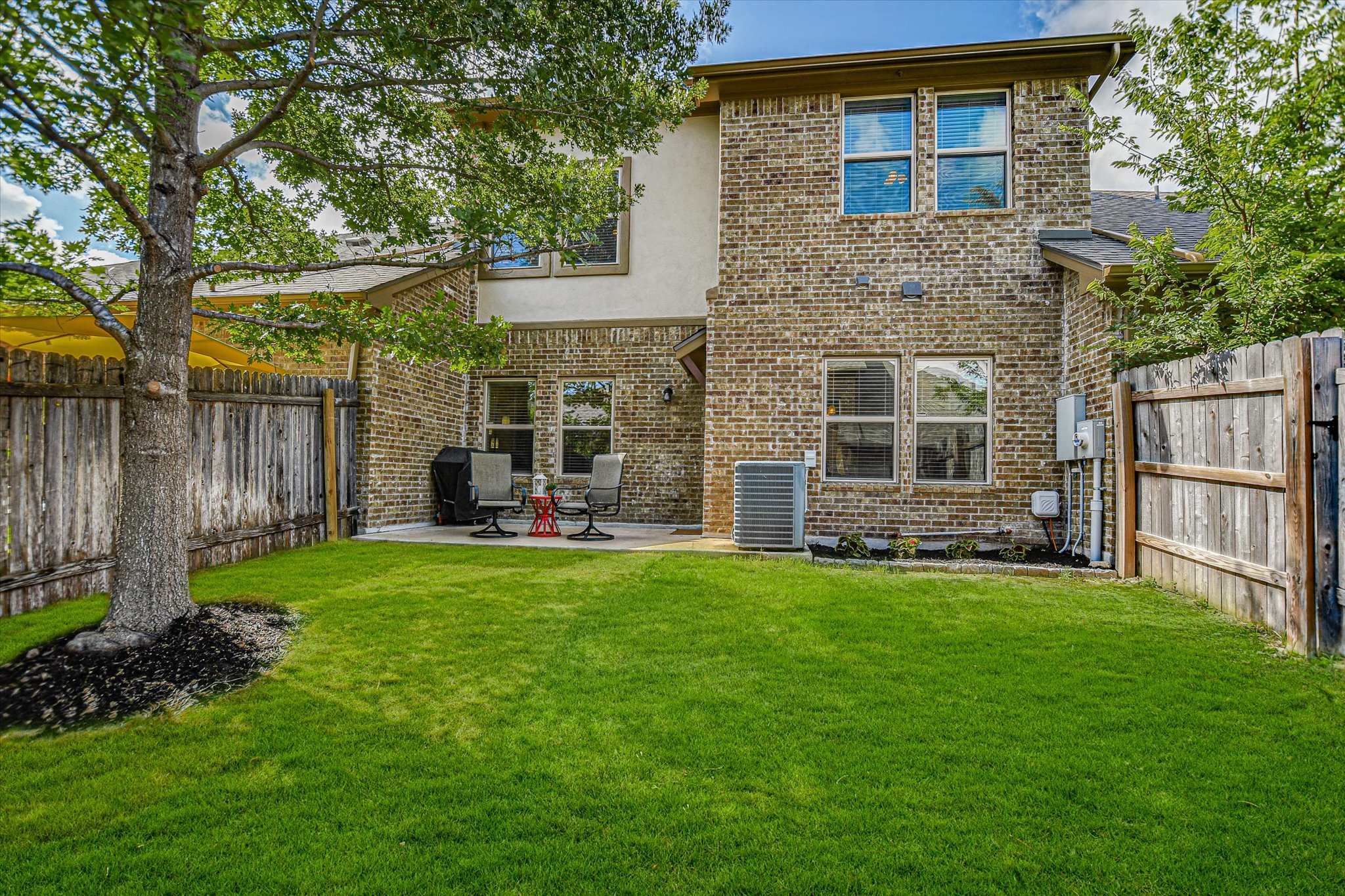 main property photo 22