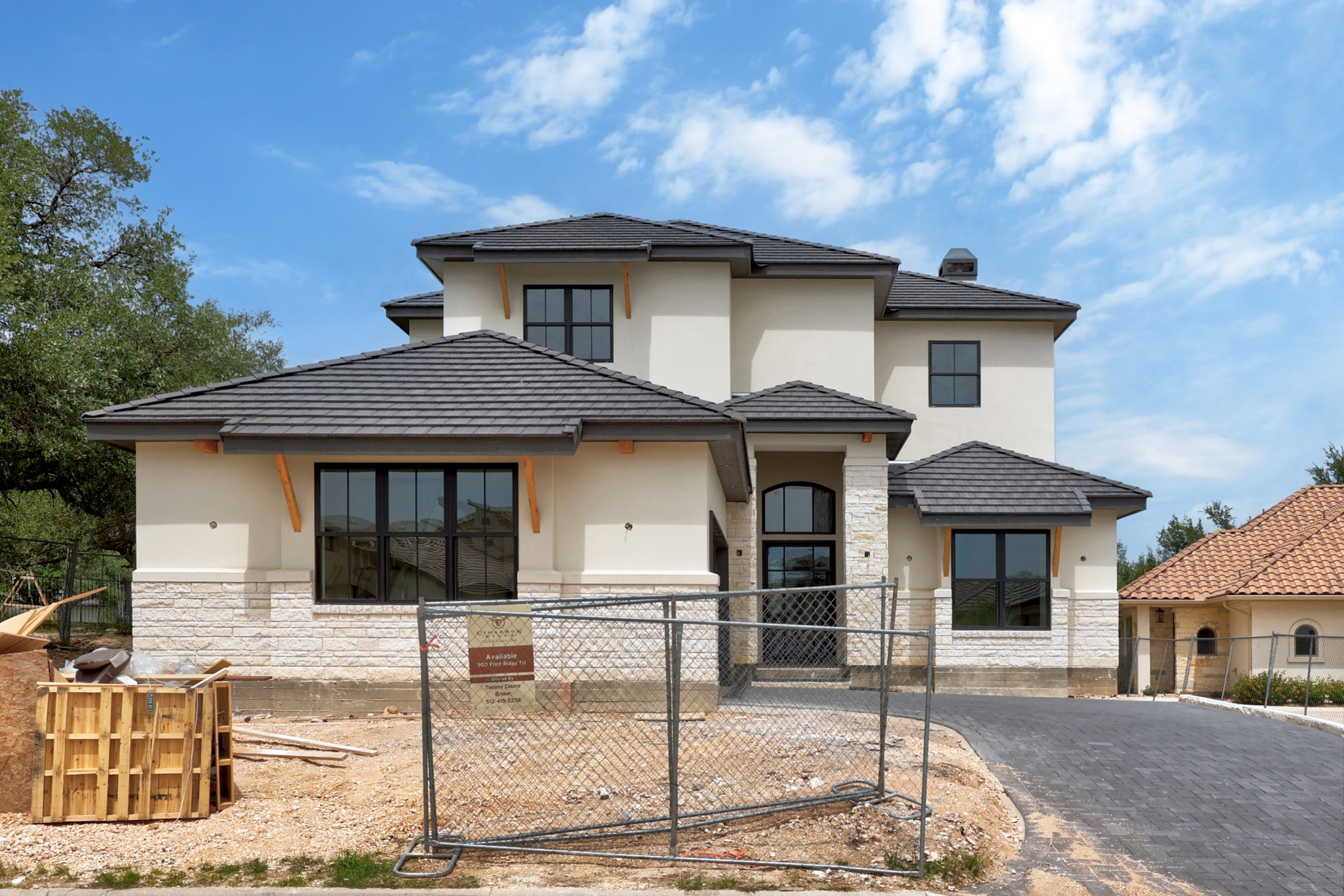 main property photo 38