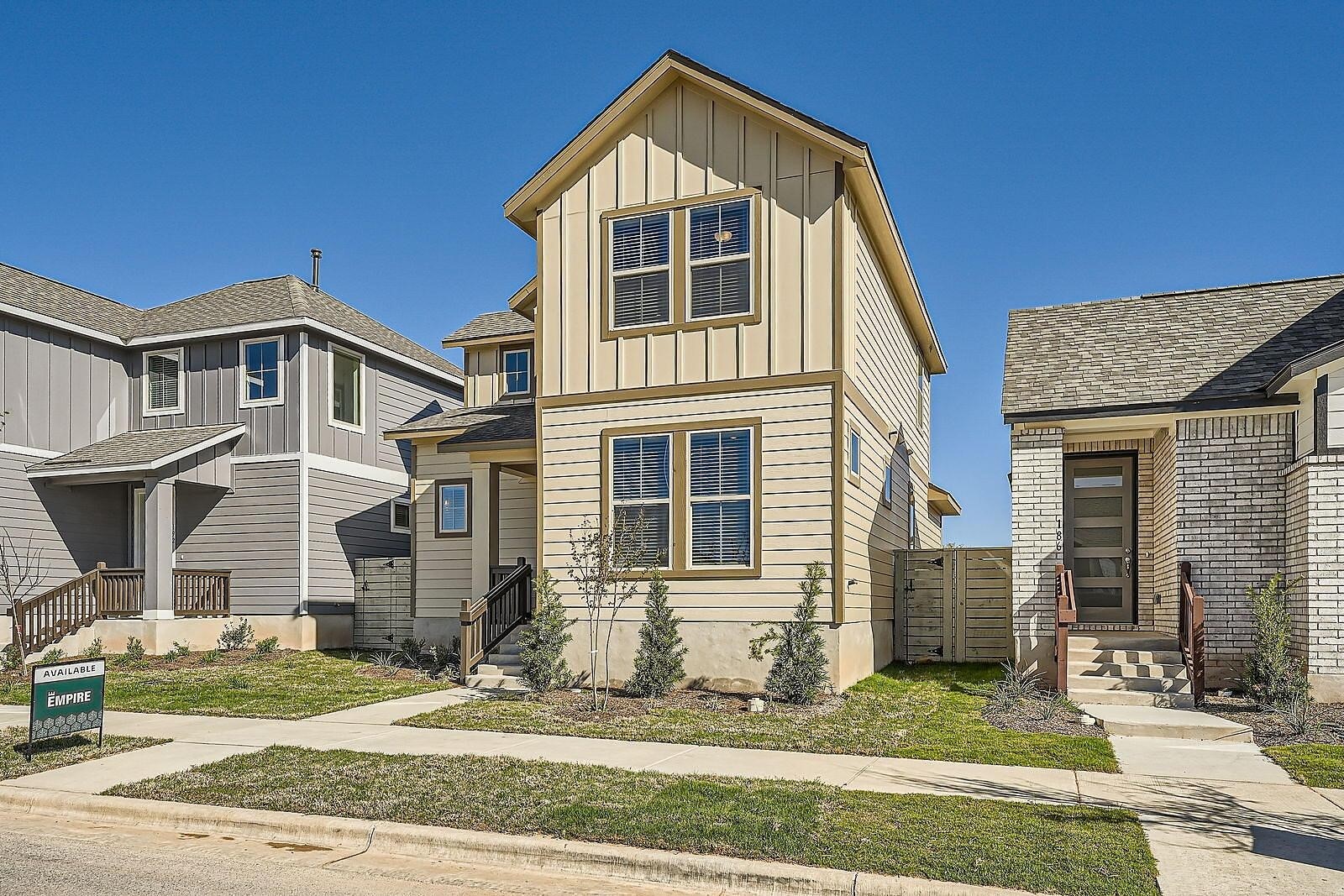 main property photo 27