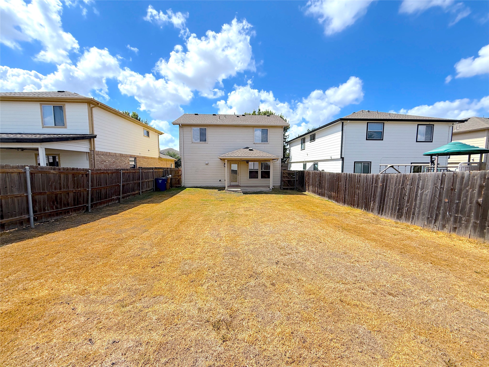 main property photo 21