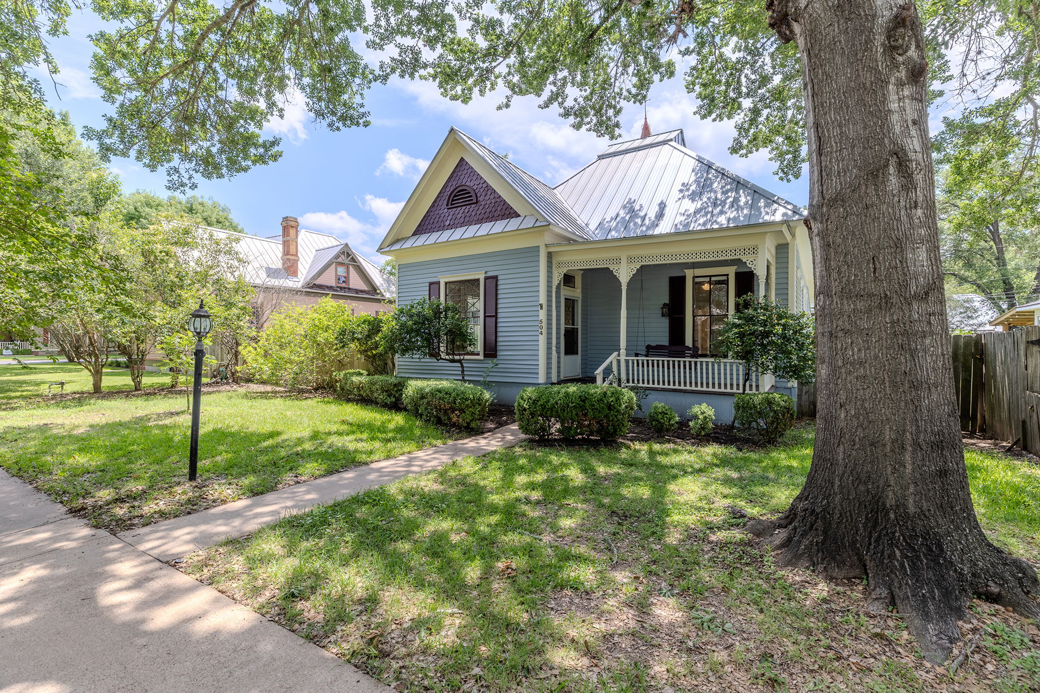 main property photo 1