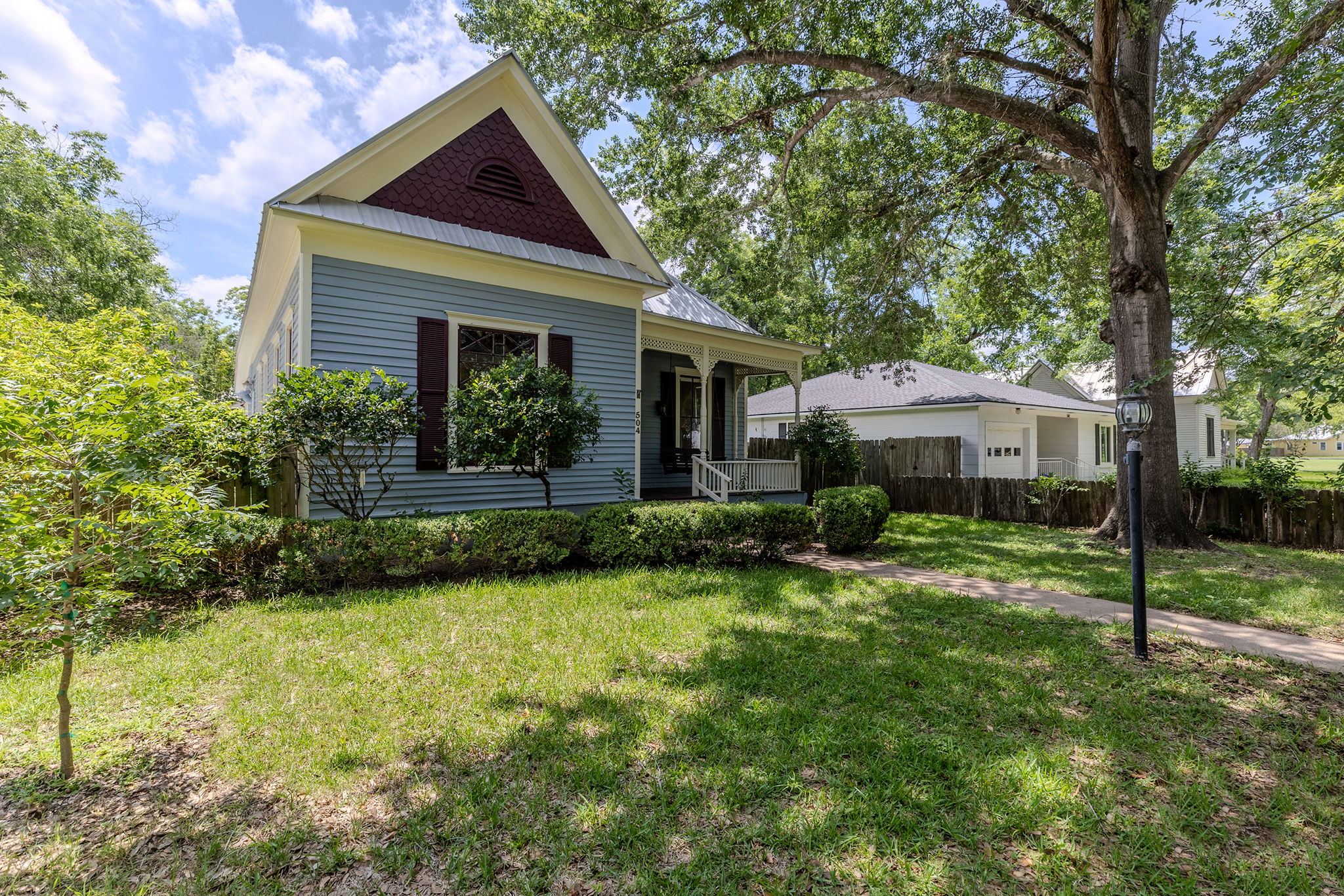 main property photo 2