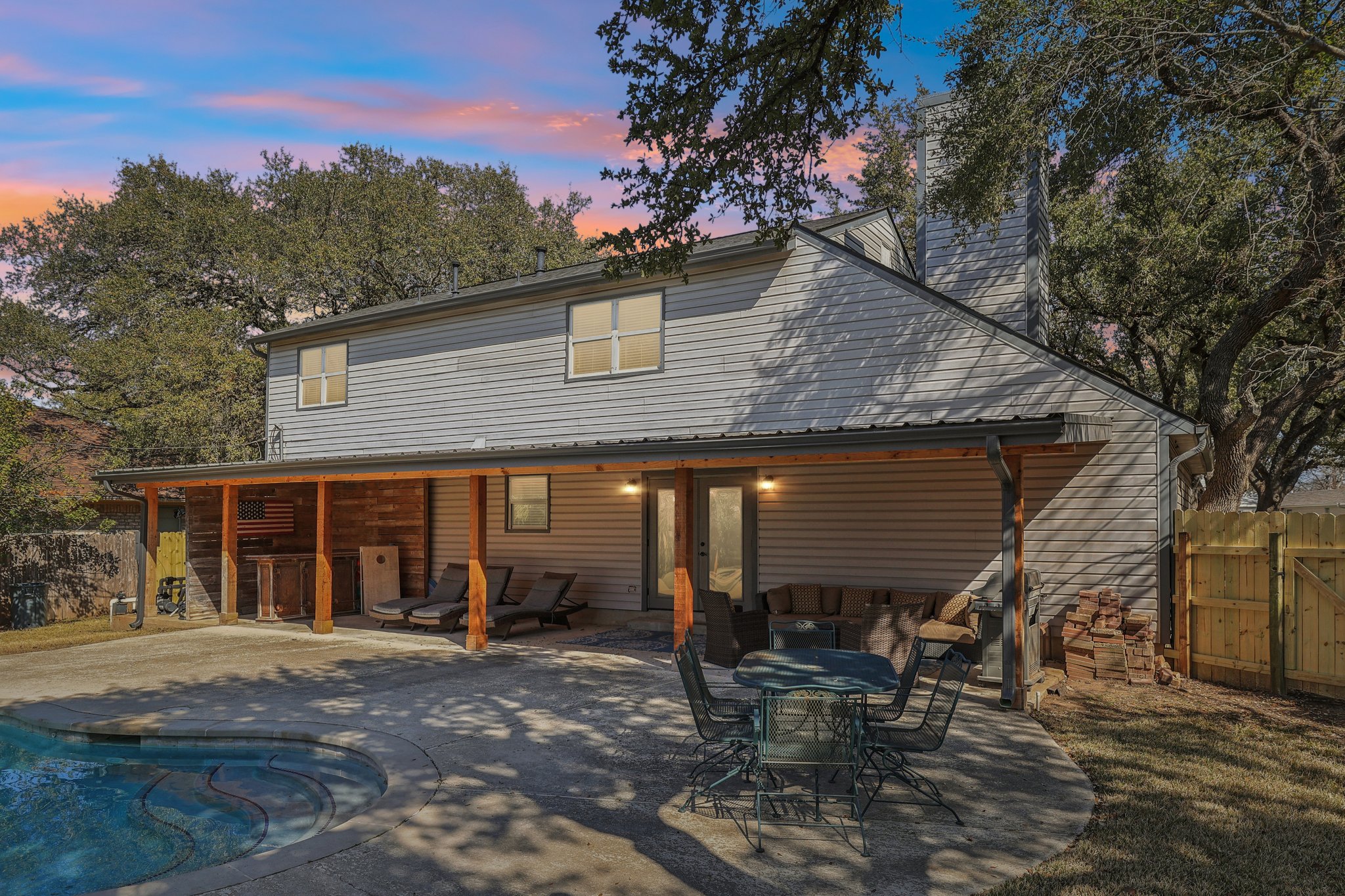 main property photo 31
