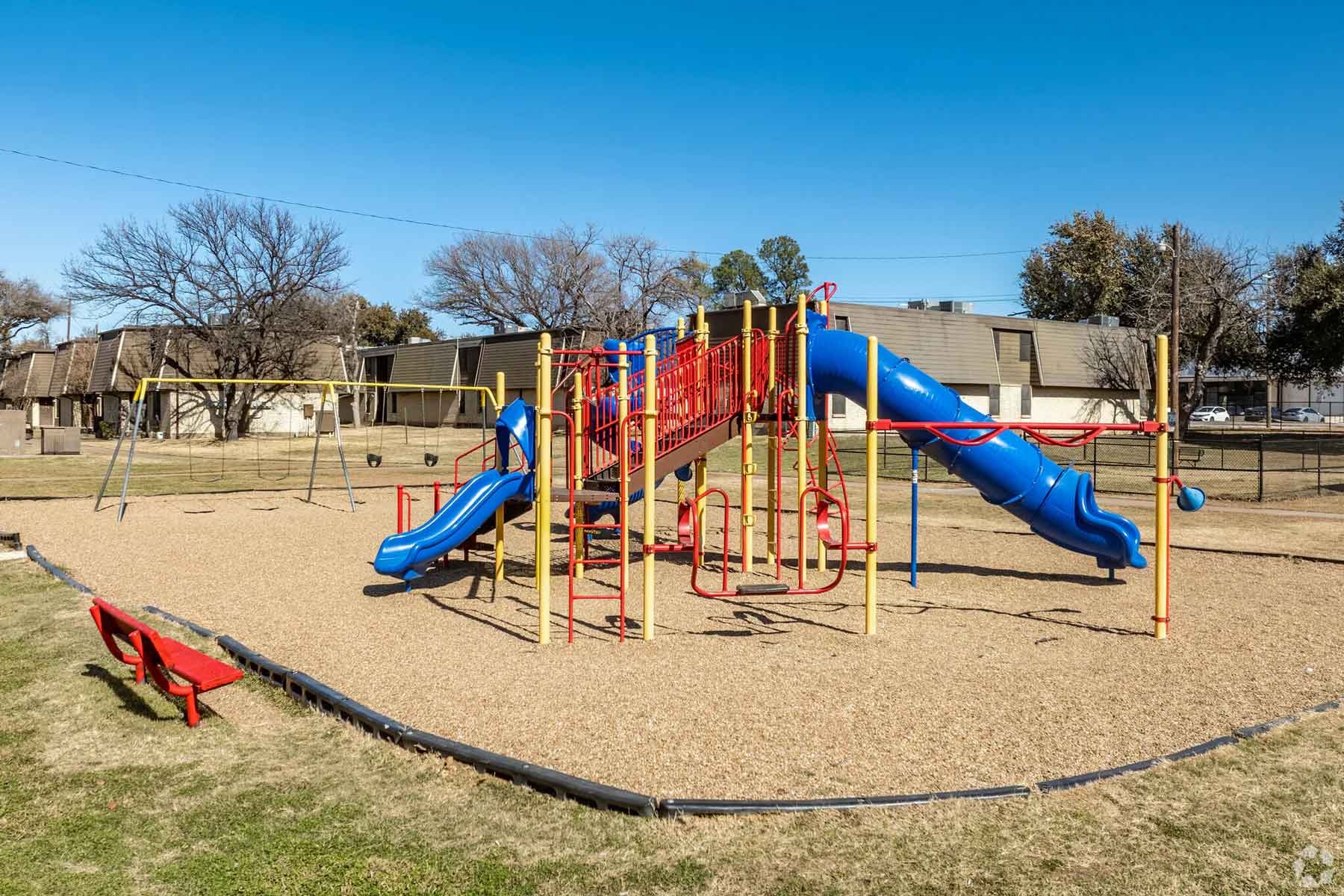main property photo 17