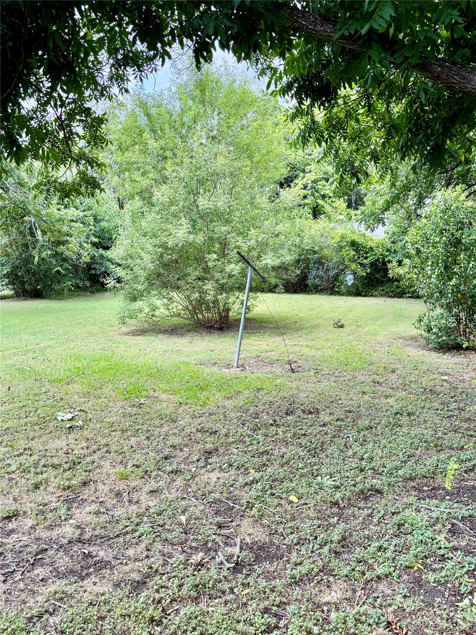 main property photo 22