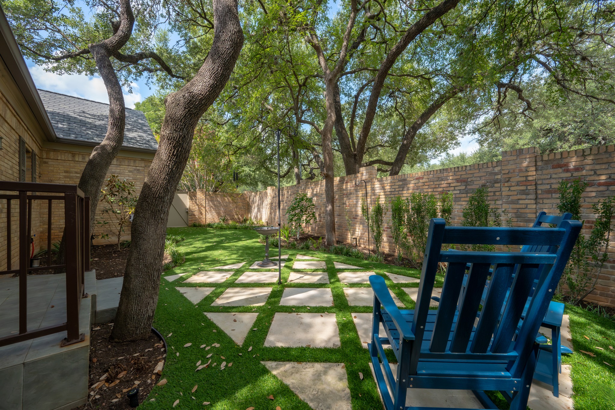 main property photo 26