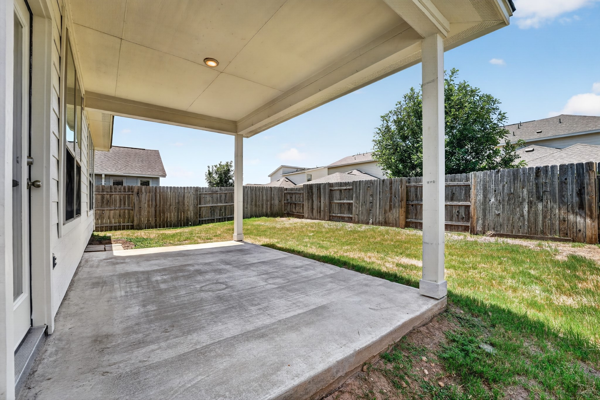 main property photo 36