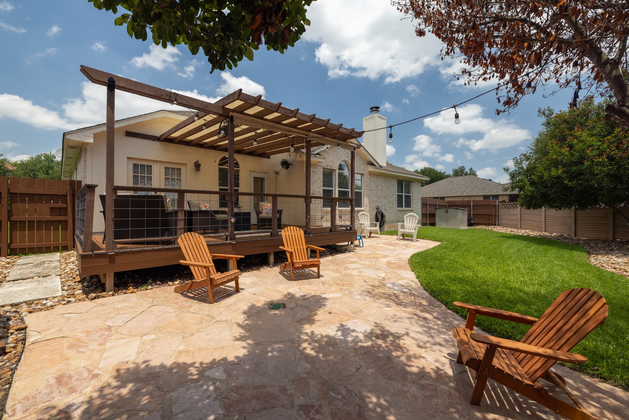 main property photo 24