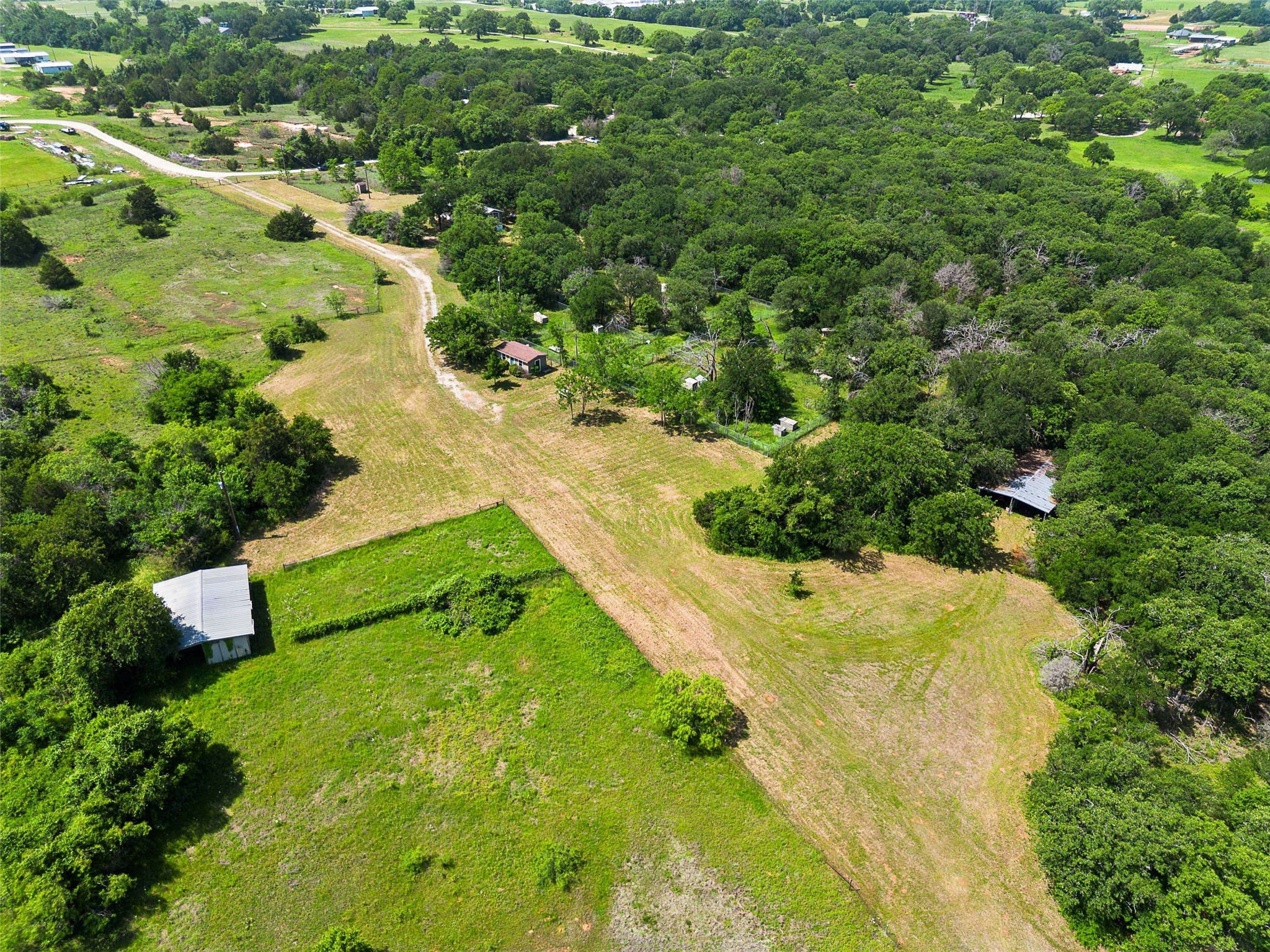 main property photo 25