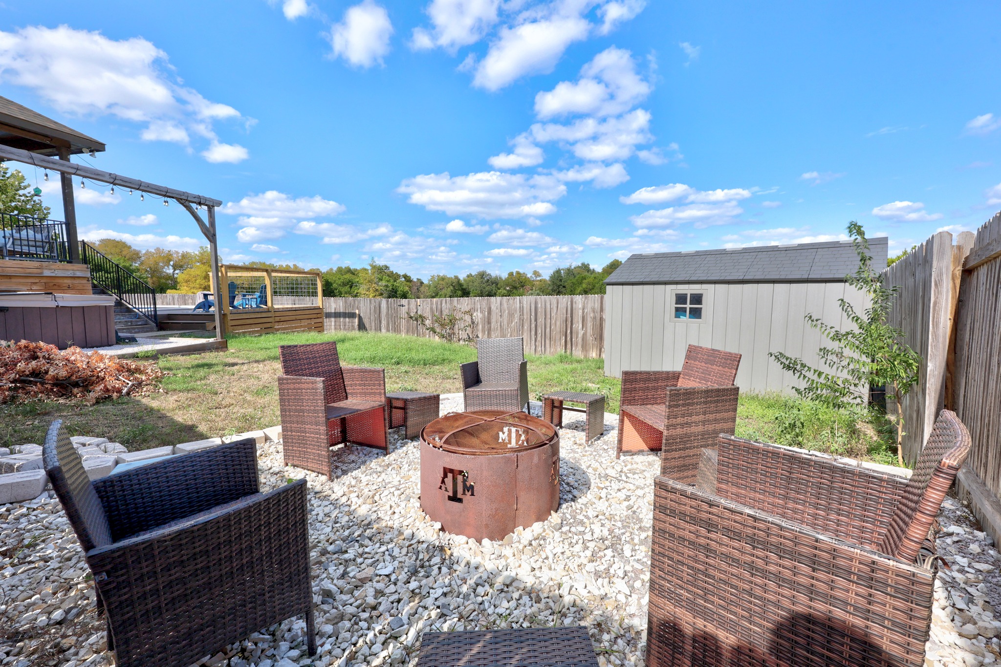 main property photo 35