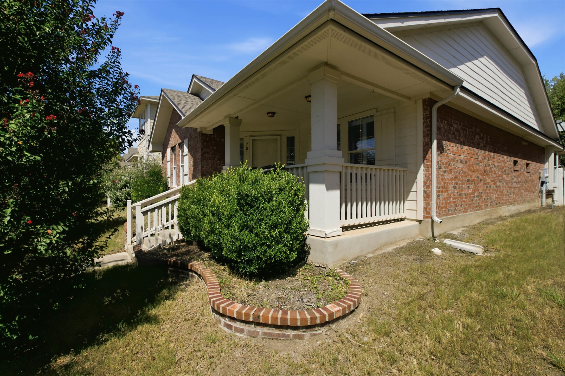 main property photo 3